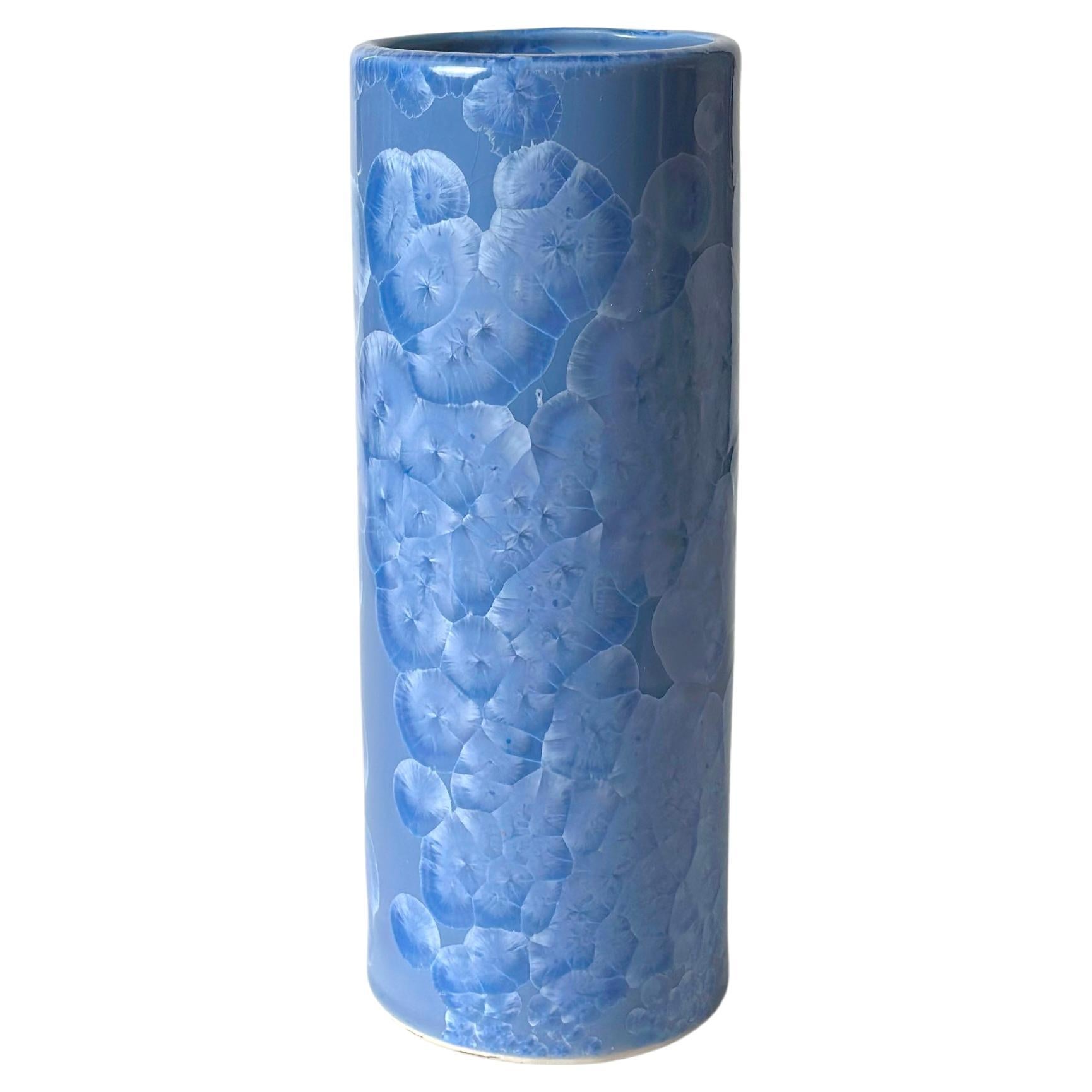 Vase chinois monochrome bleu corail à glaçure cristalline, vers 1970
