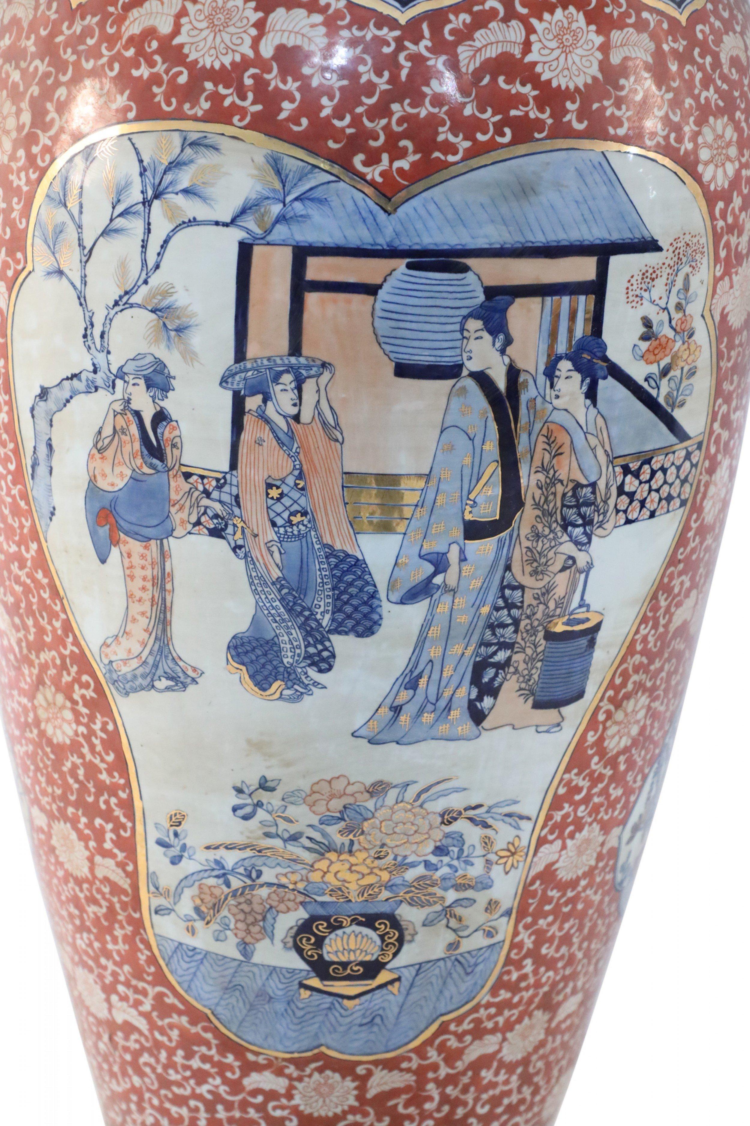 Urna cinese monumentale con coperchio con scena figurativa in stile Imari in vendita 3