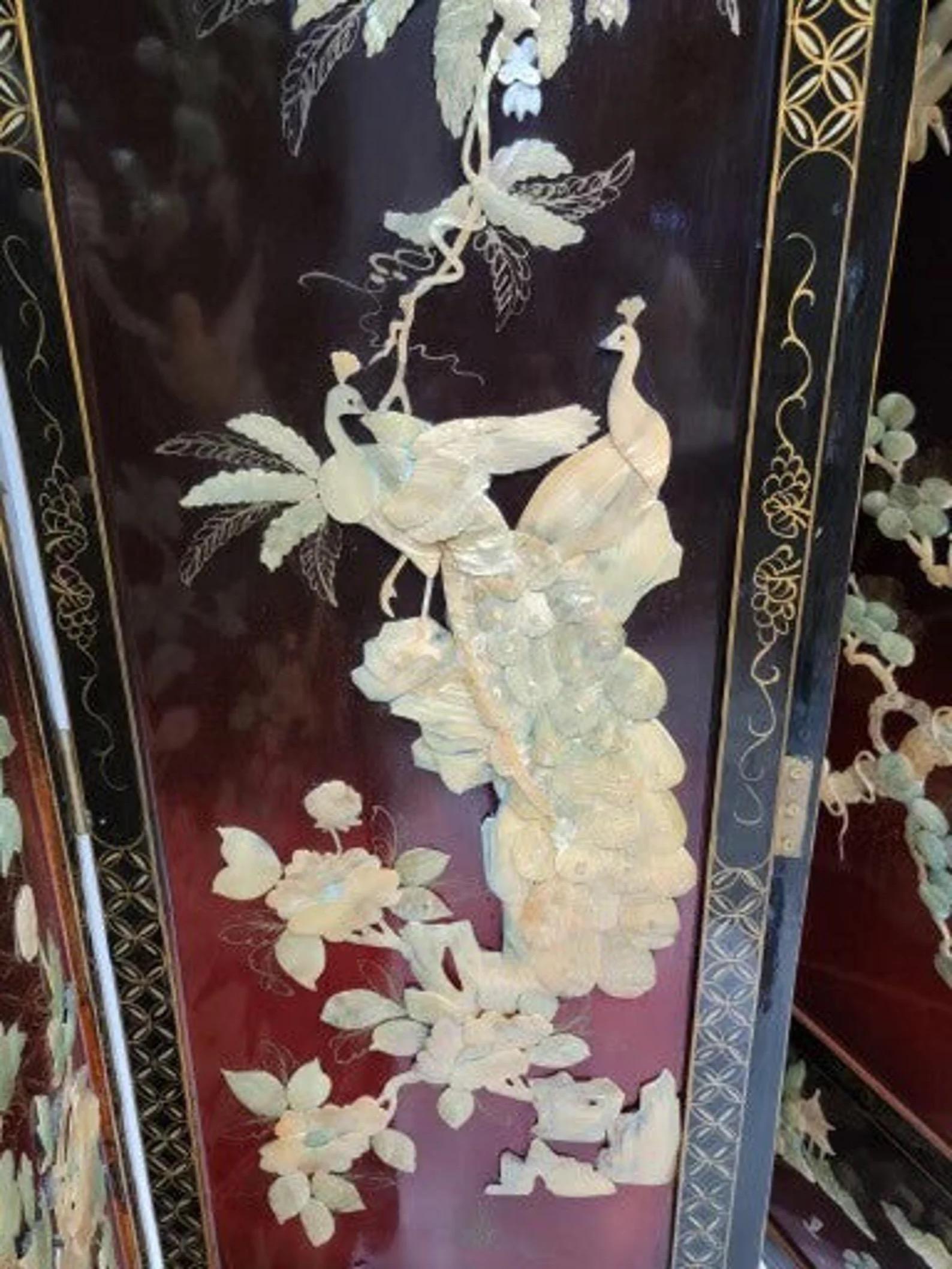 Mid-Century Modern Chinese Mother of Pearl Coromandel Lacquered Hand Painted Screen/Room Divider For Sale