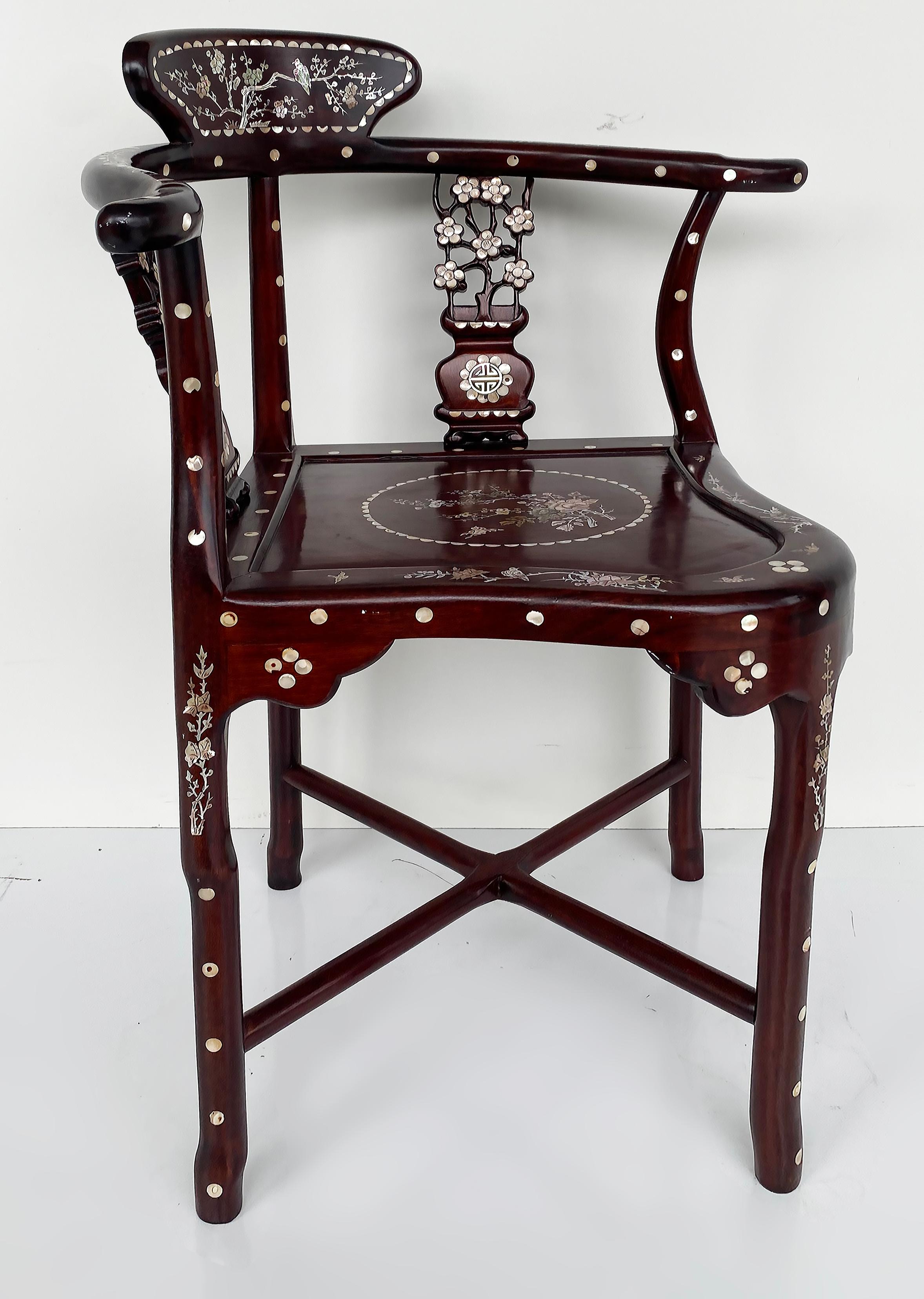 Chinese Mother of Pearl Intricately Inlaid Corner Chair  For Sale 5