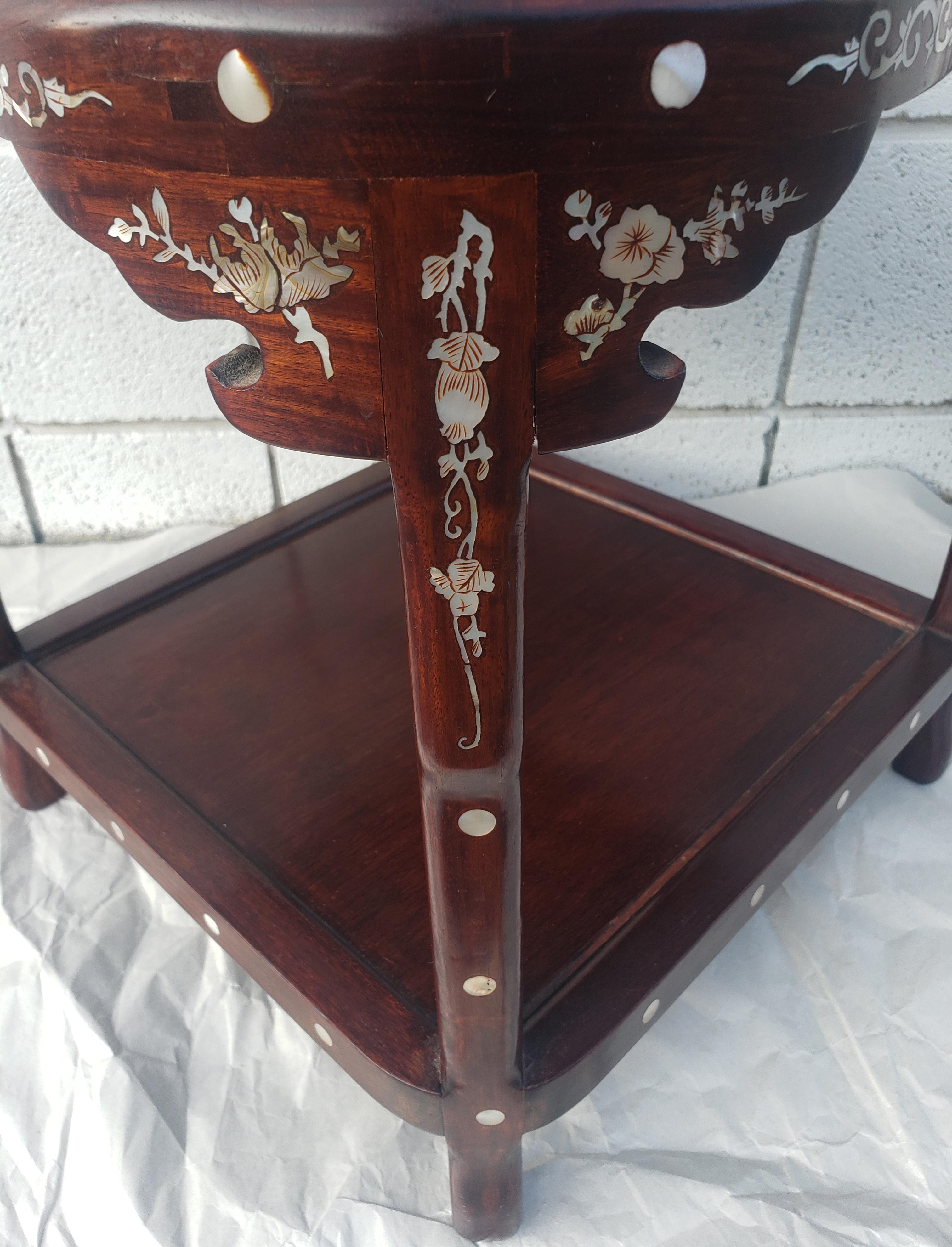 Chinese Mother-of-Pearl Inlaid Rosewood 3-tier Corner Table In Good Condition For Sale In Germantown, MD