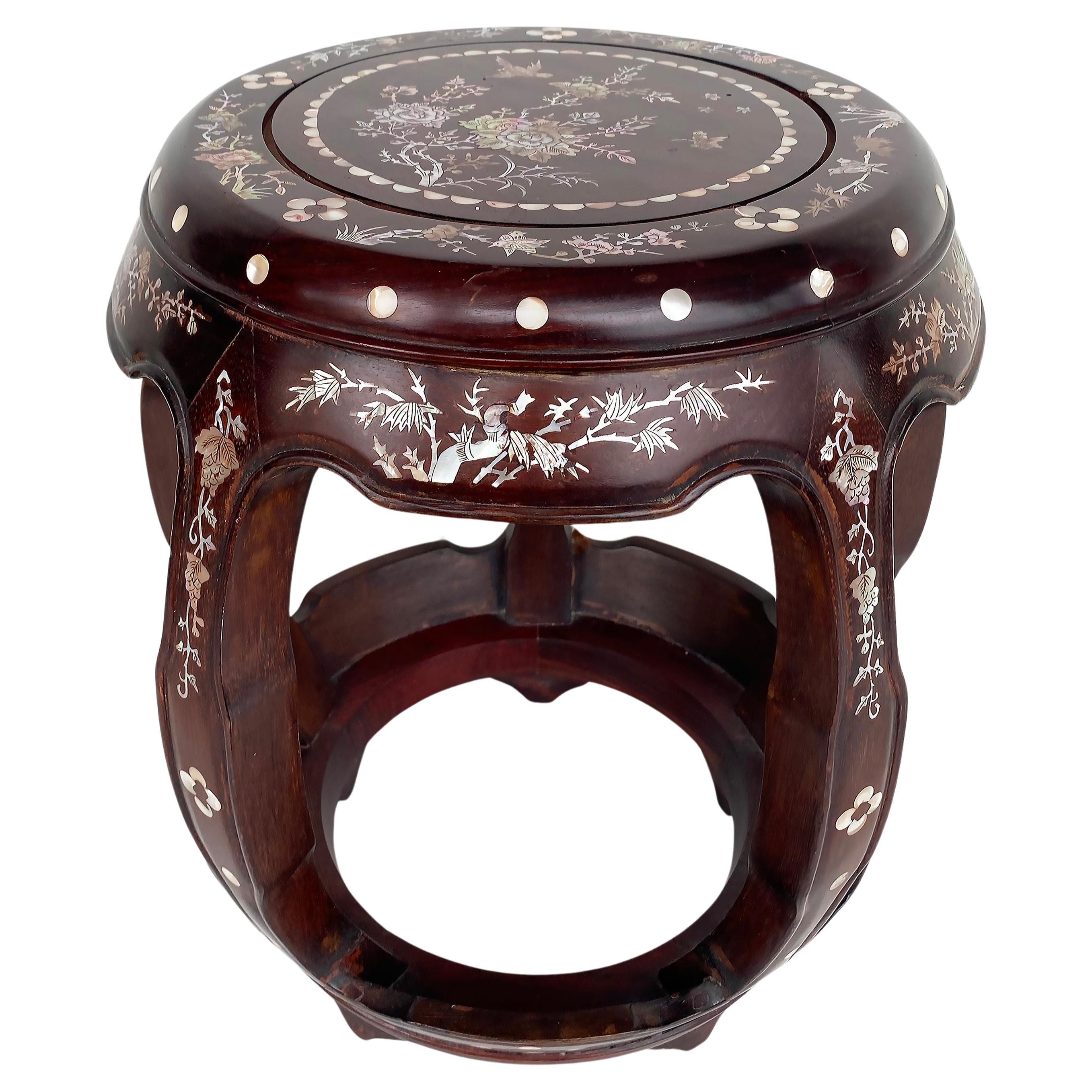 Chinese Mother of Pearl Inlaid Round Wood Drum Side Table For Sale