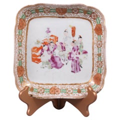 Plato chino de porcelana multicolor, s. XIX