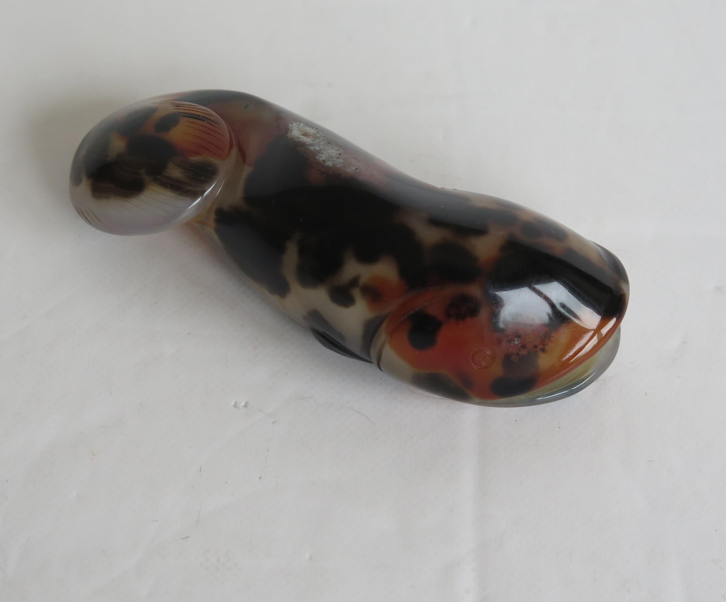 Chinese Natural Agate Stone Snuff Bottle Hand Carved as a Fish, circa 1940 5
