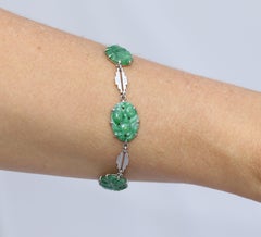 Chinese Natural Apple Carved Jade Platinum Bracelet, 1930