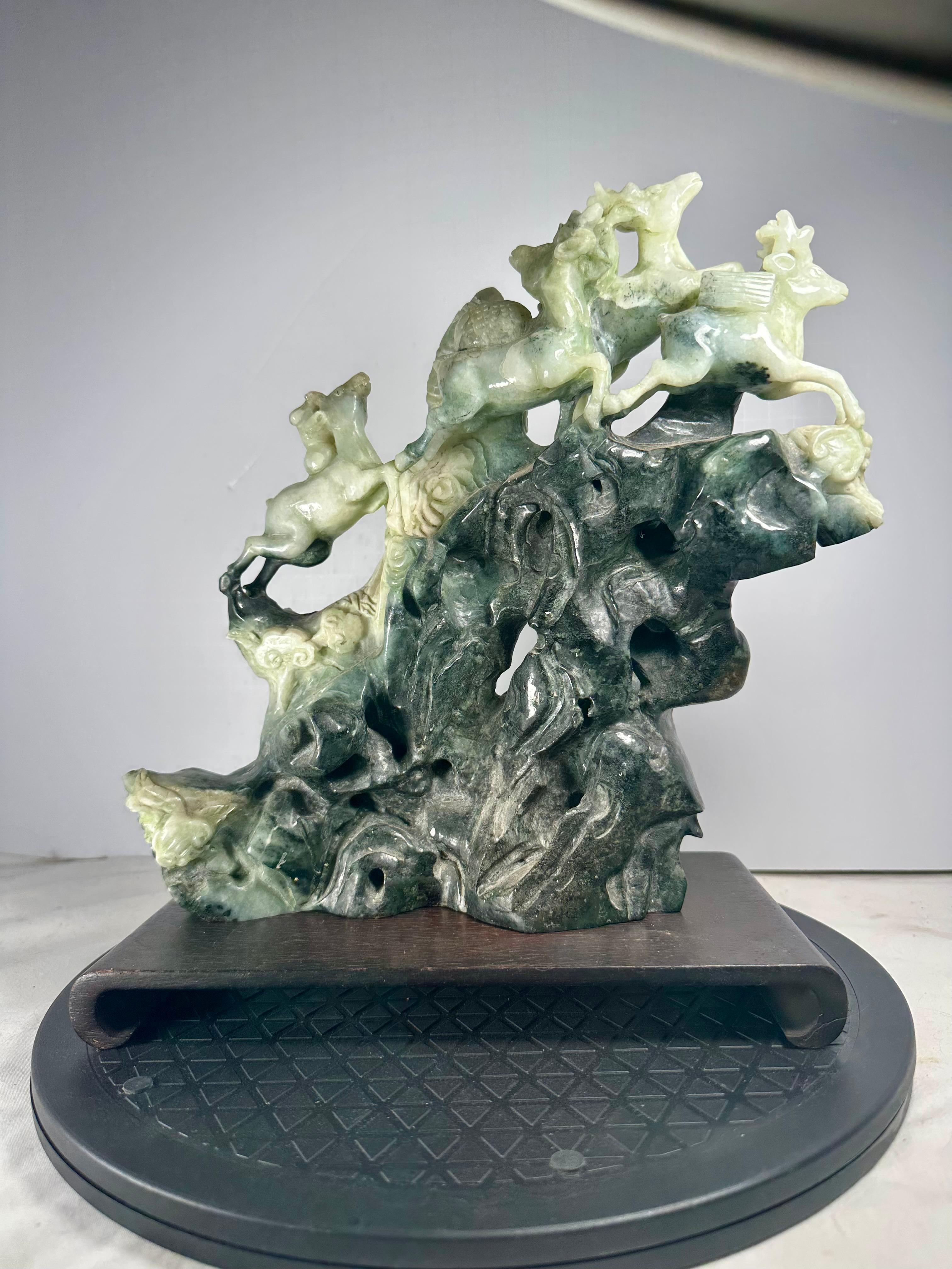 Chinese Natural Large Dushan Jade Carving Qing Dynasty For Sale 11