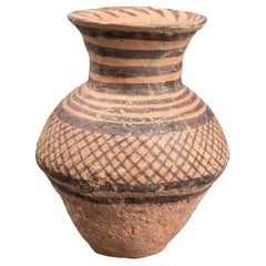Chinese Neolithic Period Pottery Vessel