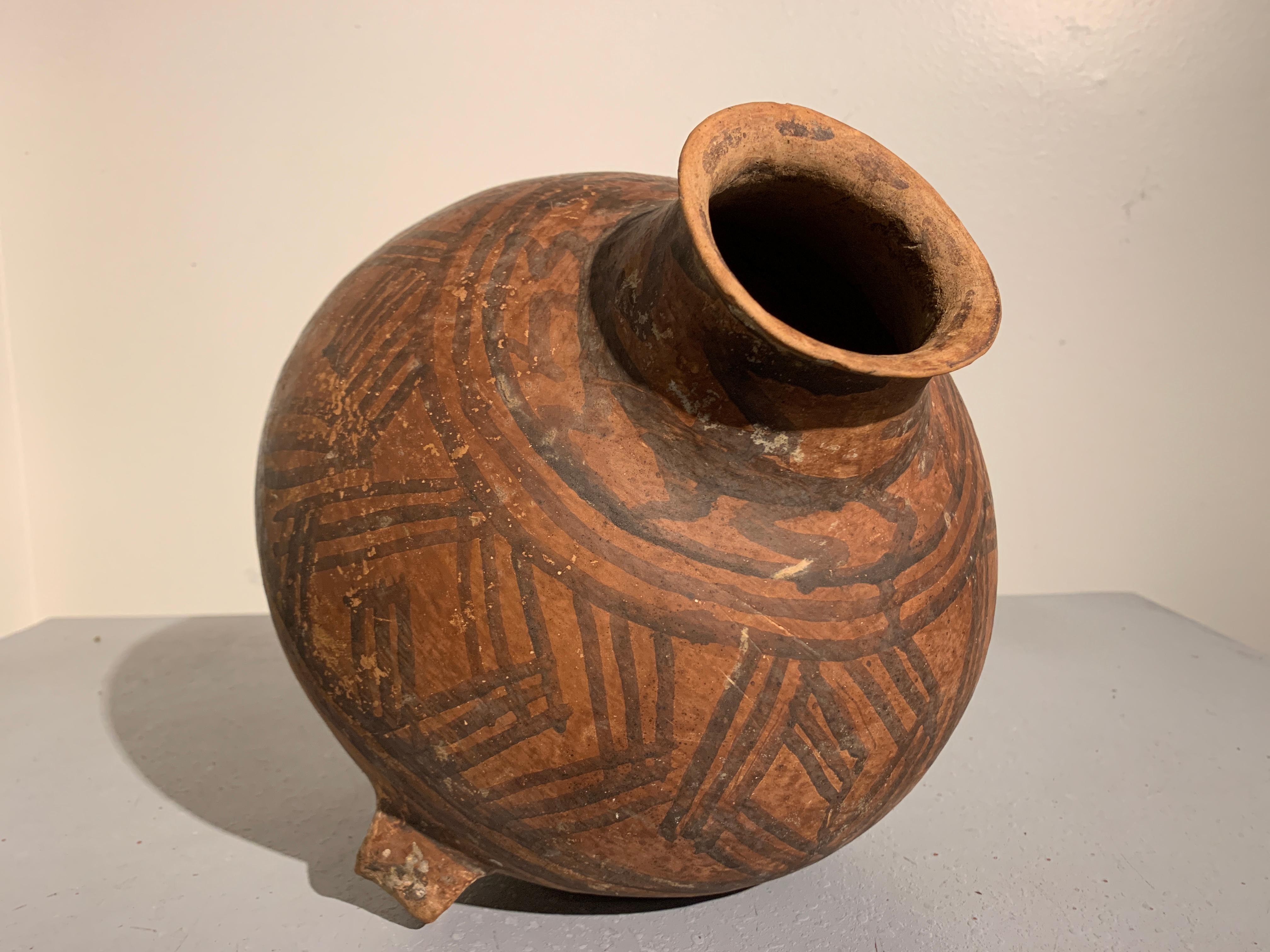 Chinese Neolithic Yangshao Culture Painted Pottery Amphora, circa 3500 BC 5