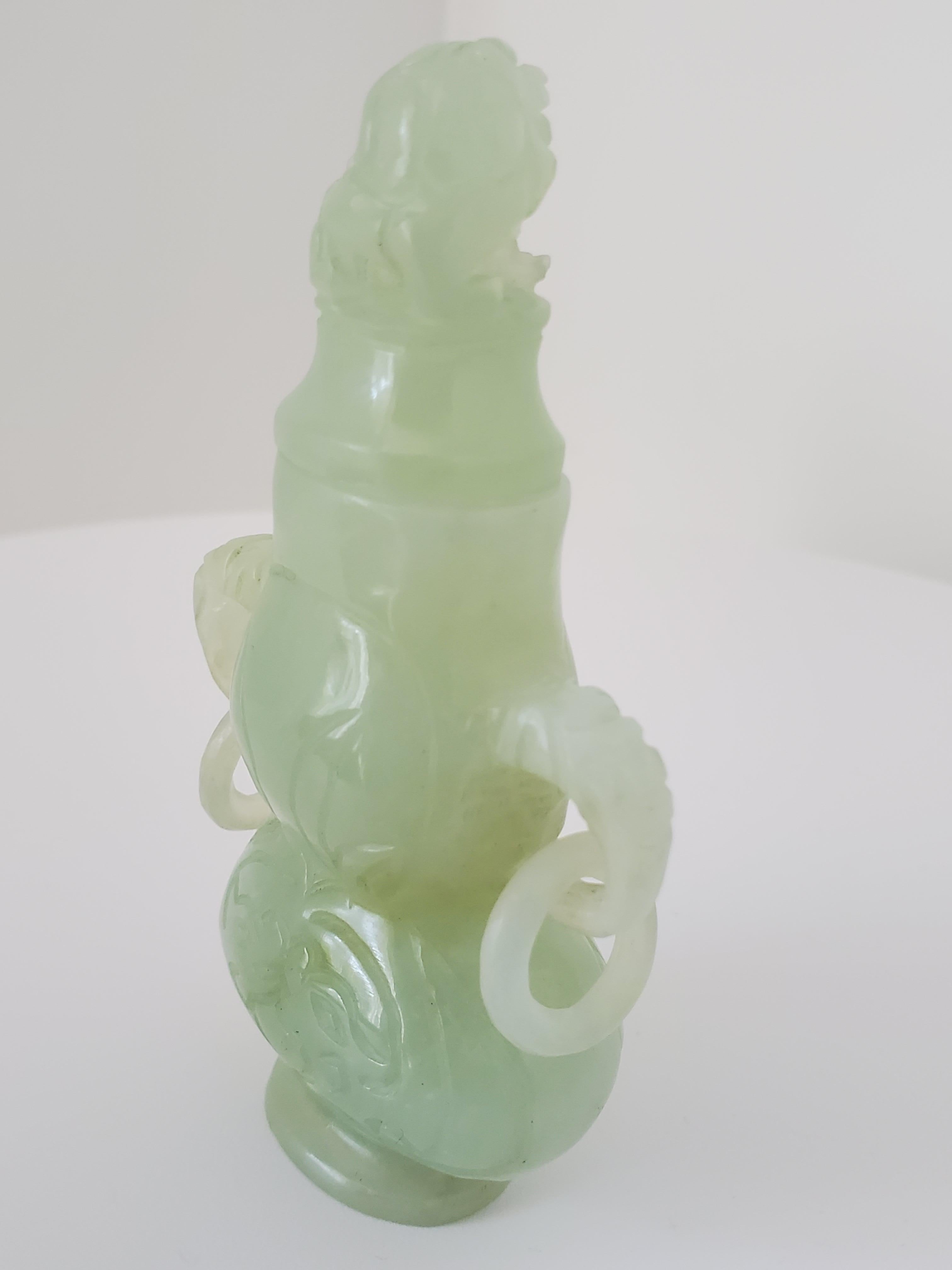 Chinese Nephrite Jade Archaistic Covered Vase, Qing Dynasty For Sale 8