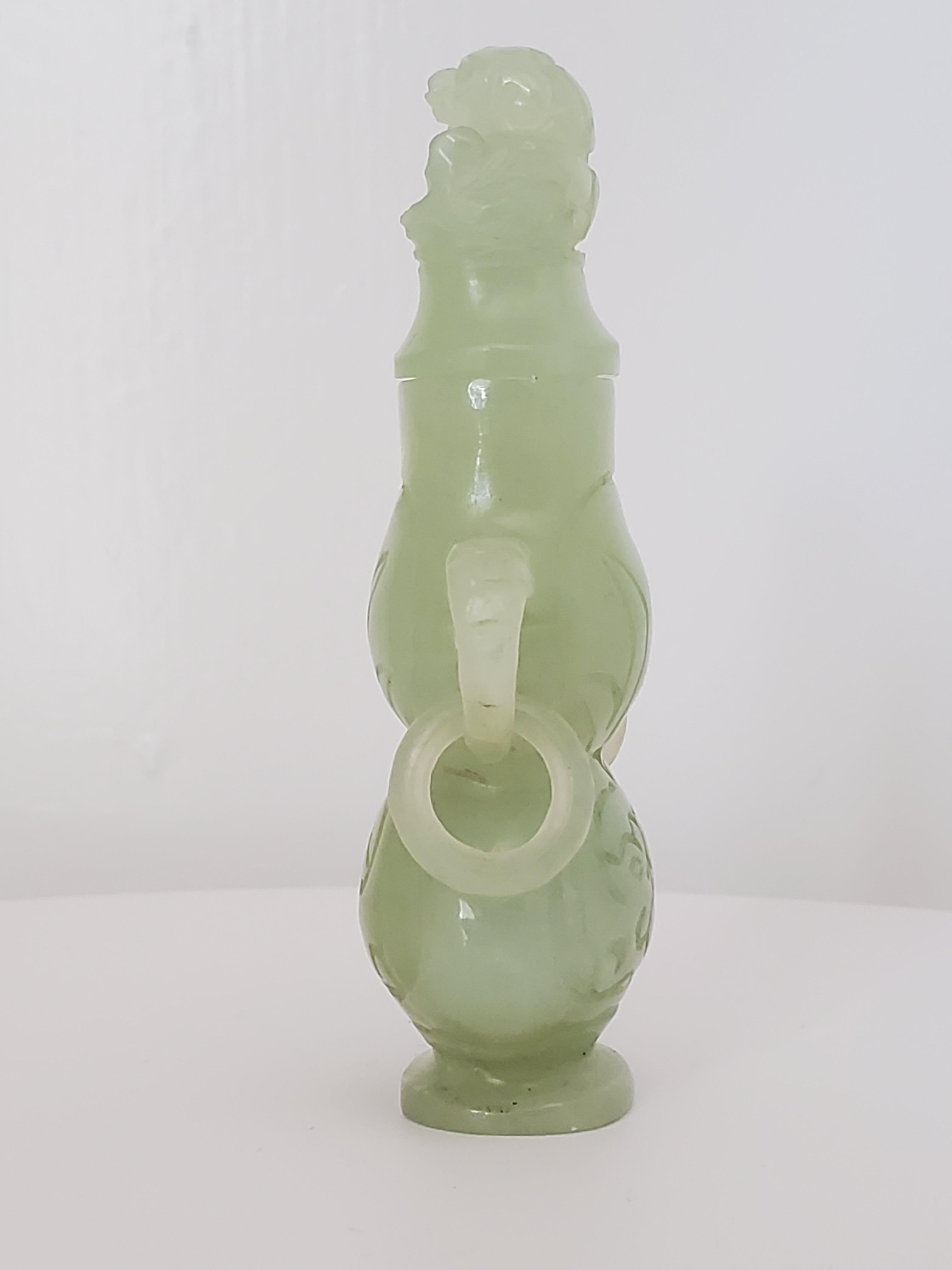 Chinese Nephrite Jade Archaistic Covered Vase, Qing Dynasty In Good Condition For Sale In Nova Scotia, NS