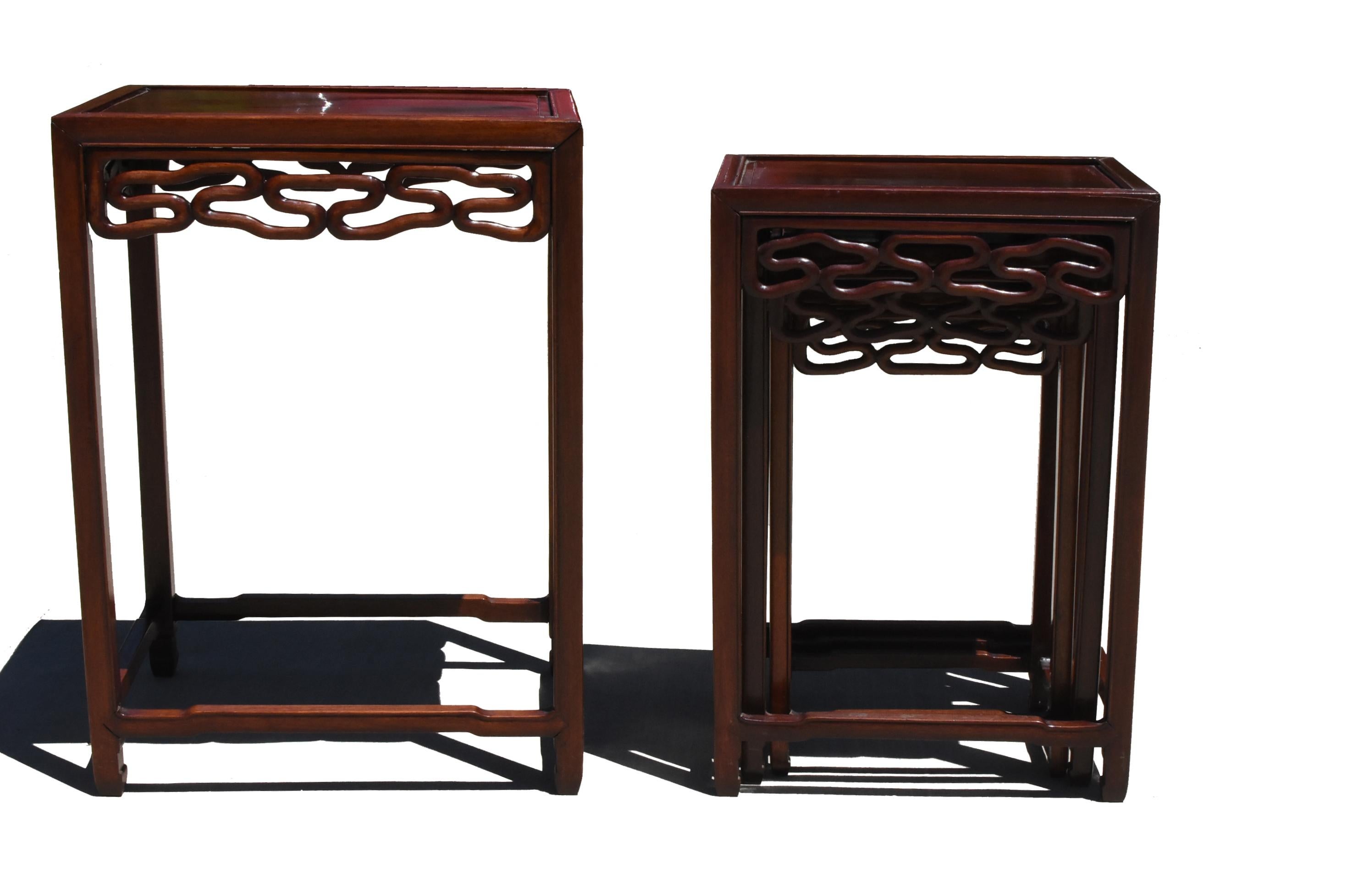 Chinese Nesting Tables Set of 4 Ming Hua Li Wood For Sale 11