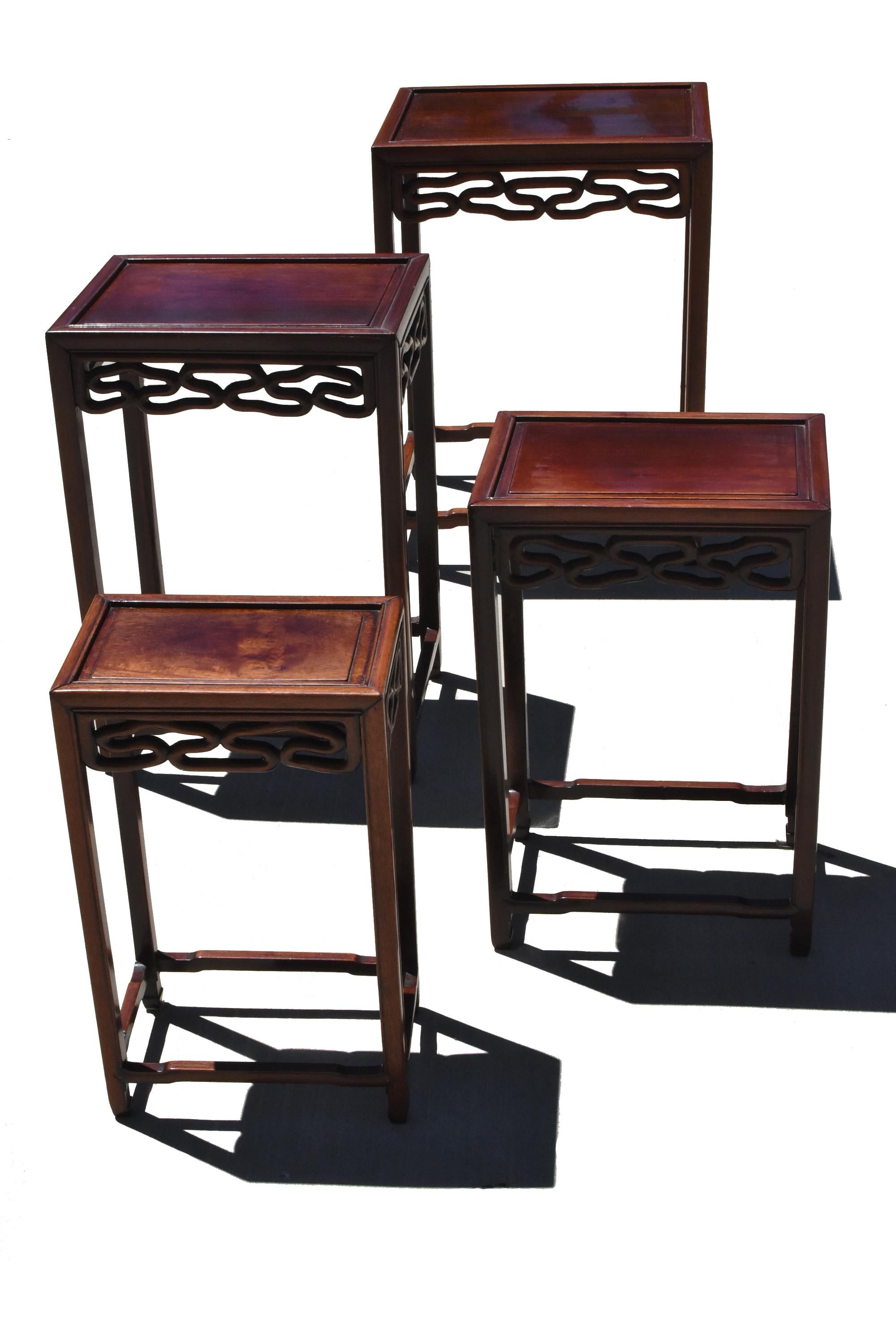 Chinese Nesting Tables Set of 4 Ming Hua Li Wood For Sale 12