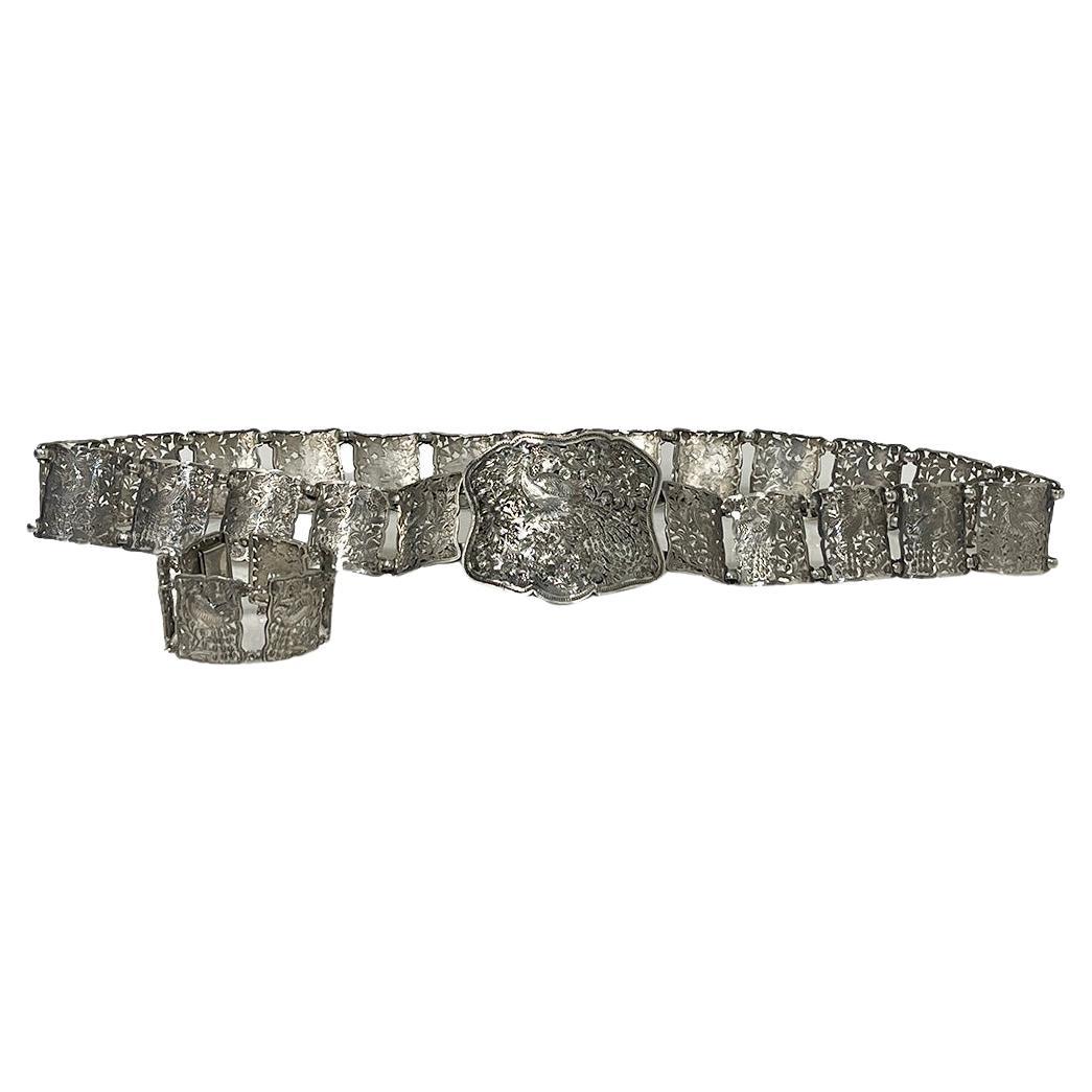Chinese Nyonya Peranakan set of belt with buckle and bracelet, ca 1900 For Sale