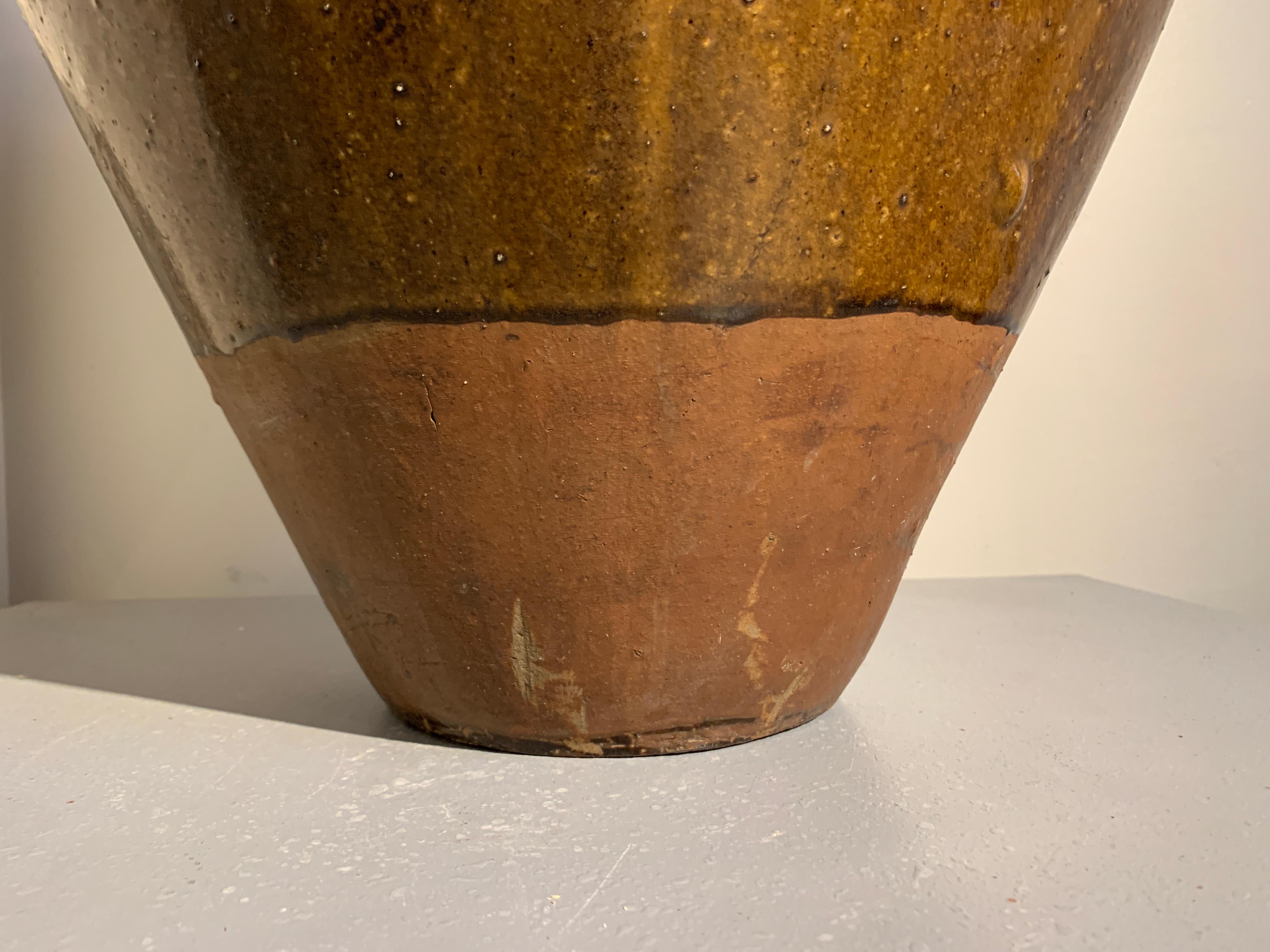 Chinese Ochre Brown Glazed Martaban Jar, Ming Dynasty, 15th-16th Century For Sale 7