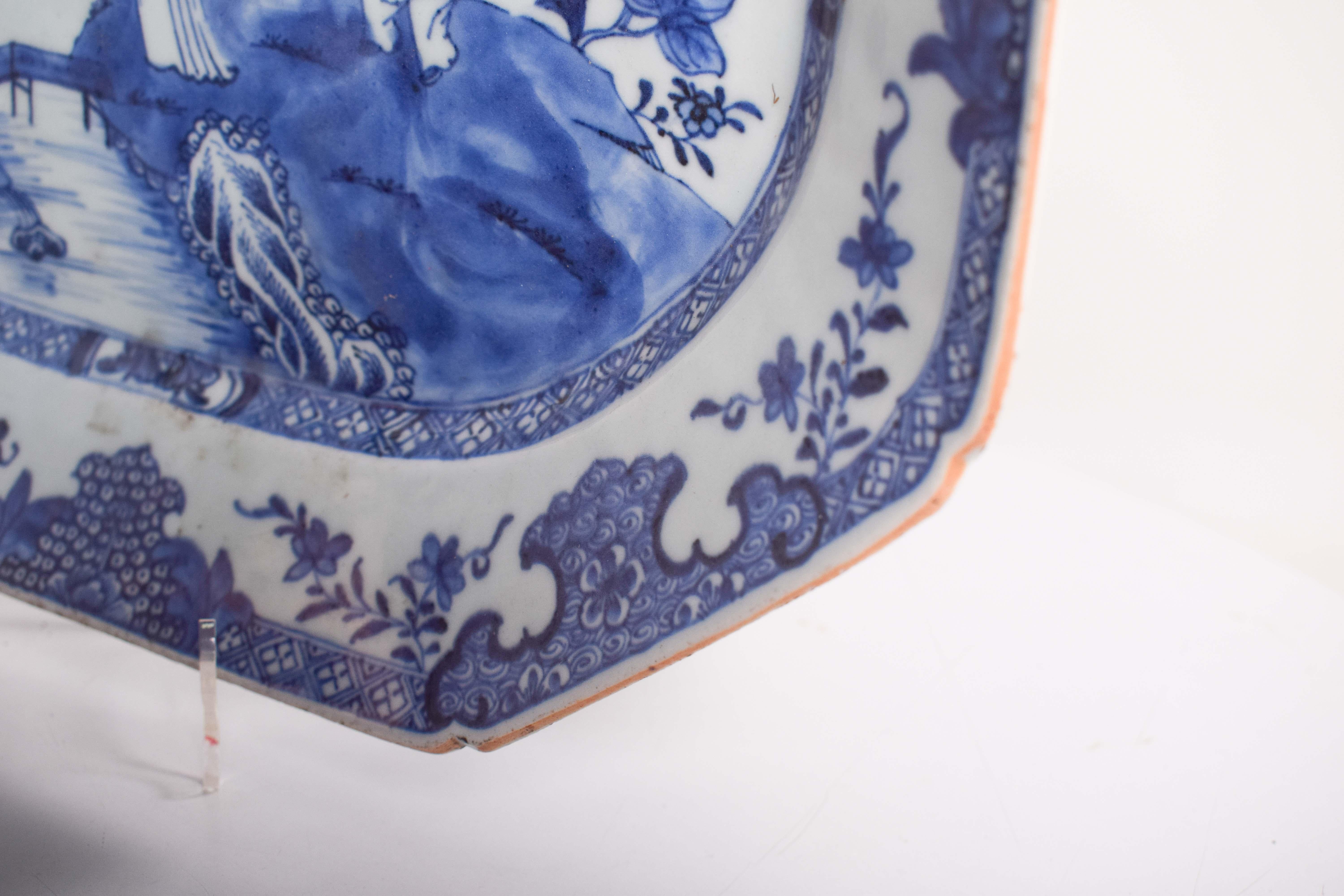 Chinese Octagonal Porcelain Serving Dish 1