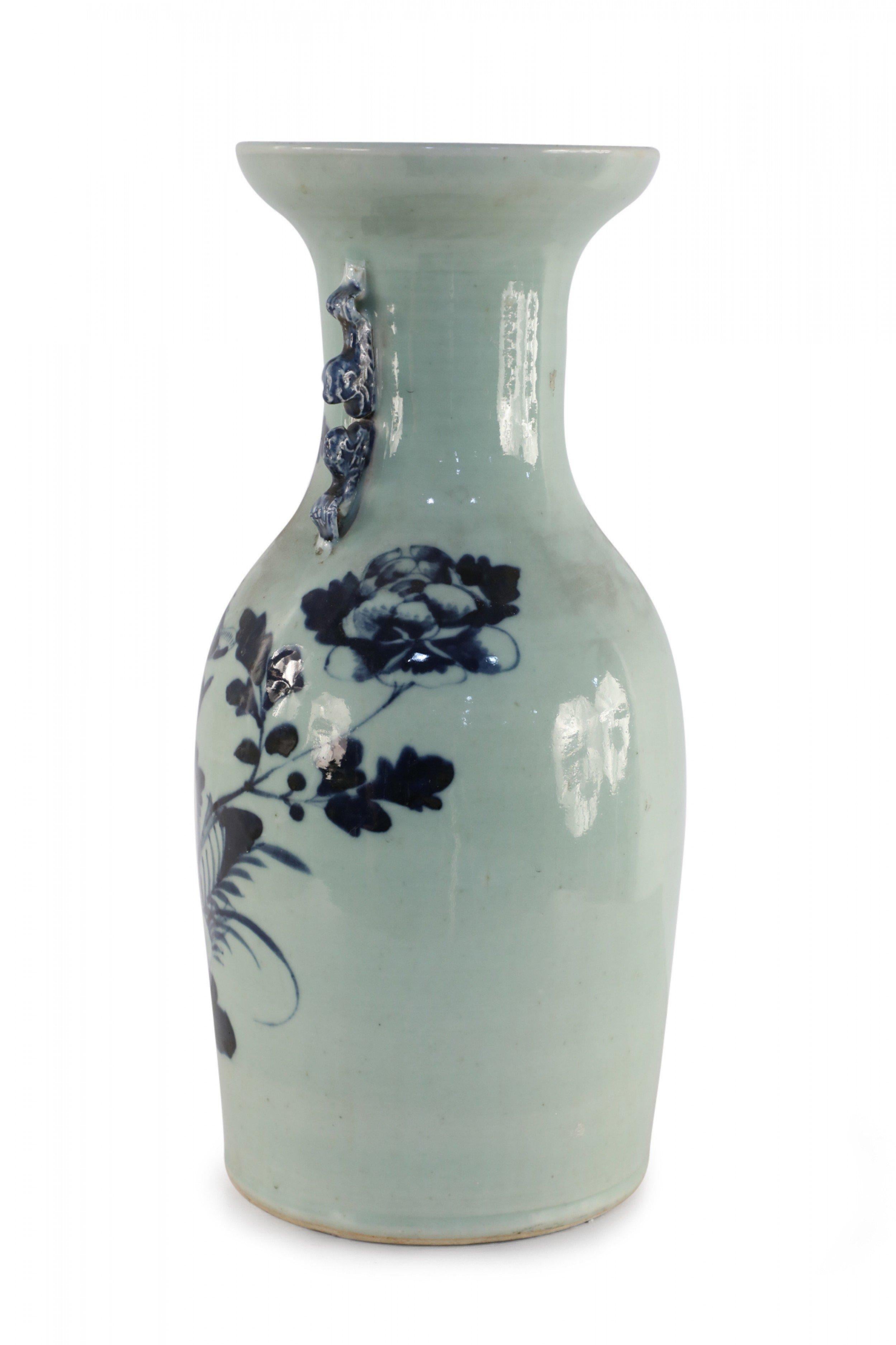 19th Century Chinese Off-White and Navy Blue Bird Motif Porcelain Urn For Sale