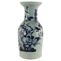 Urne chinoise en porcelaine à motif d'oiseaux, de couleur Off-White et bleu marine