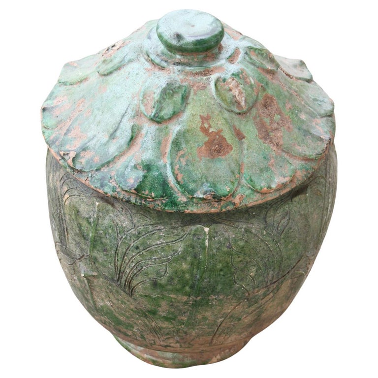 Chinese Offering Pot from the Yuan Dynasty For Sale