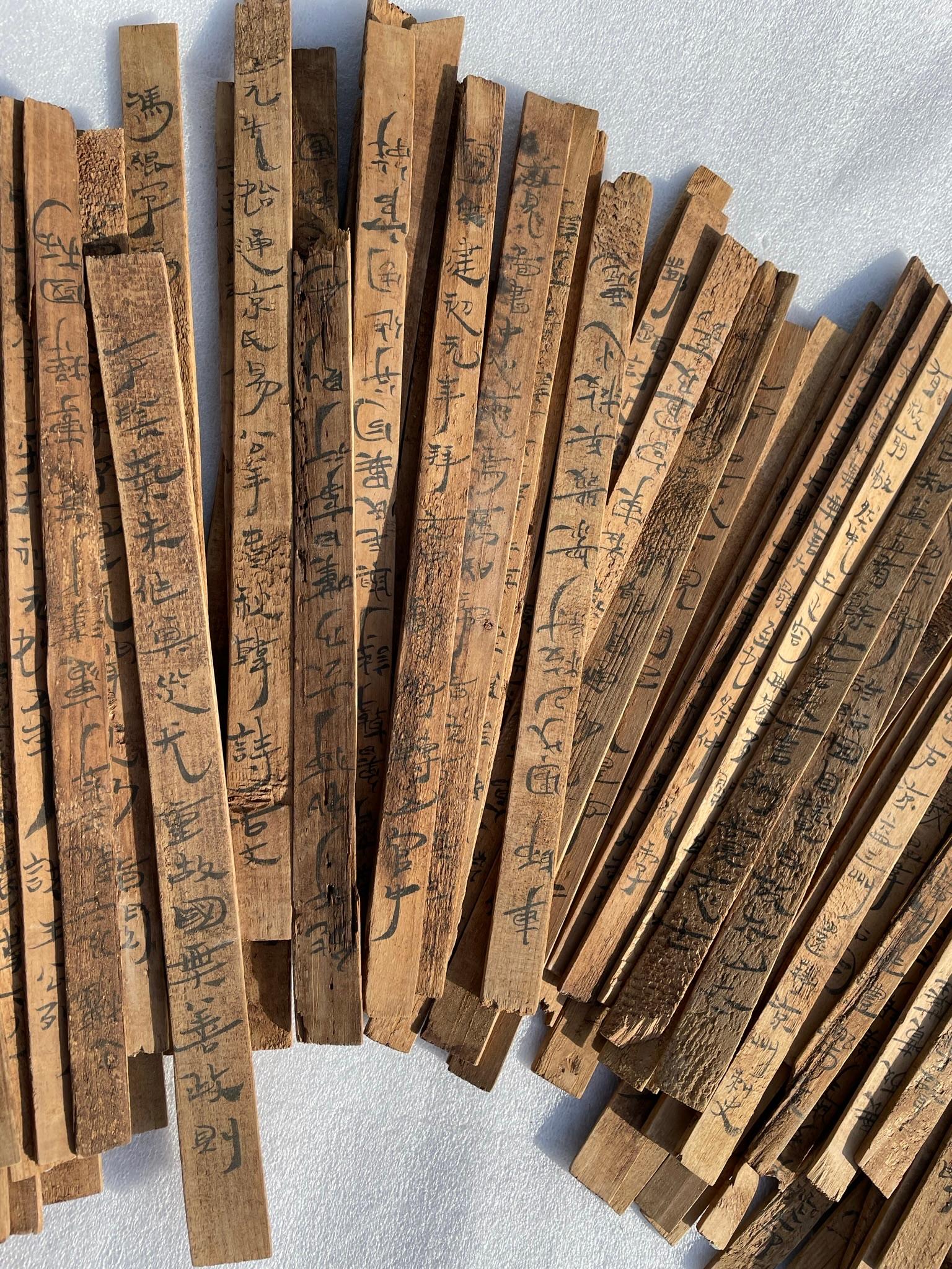 Chinese Old Bamboo Slips with Calligraphy Jiandu, 59 Piece Collection In Good Condition In South Burlington, VT