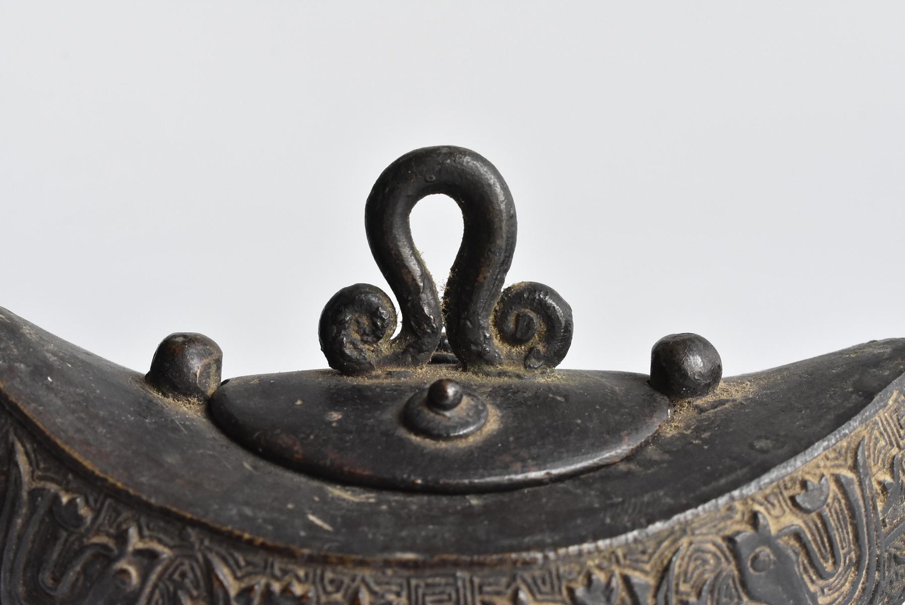 Chinese Old Brass Small Three-Legged Incense Burner 1700s-1800s / Small Incens In Good Condition In Sammu-shi, Chiba