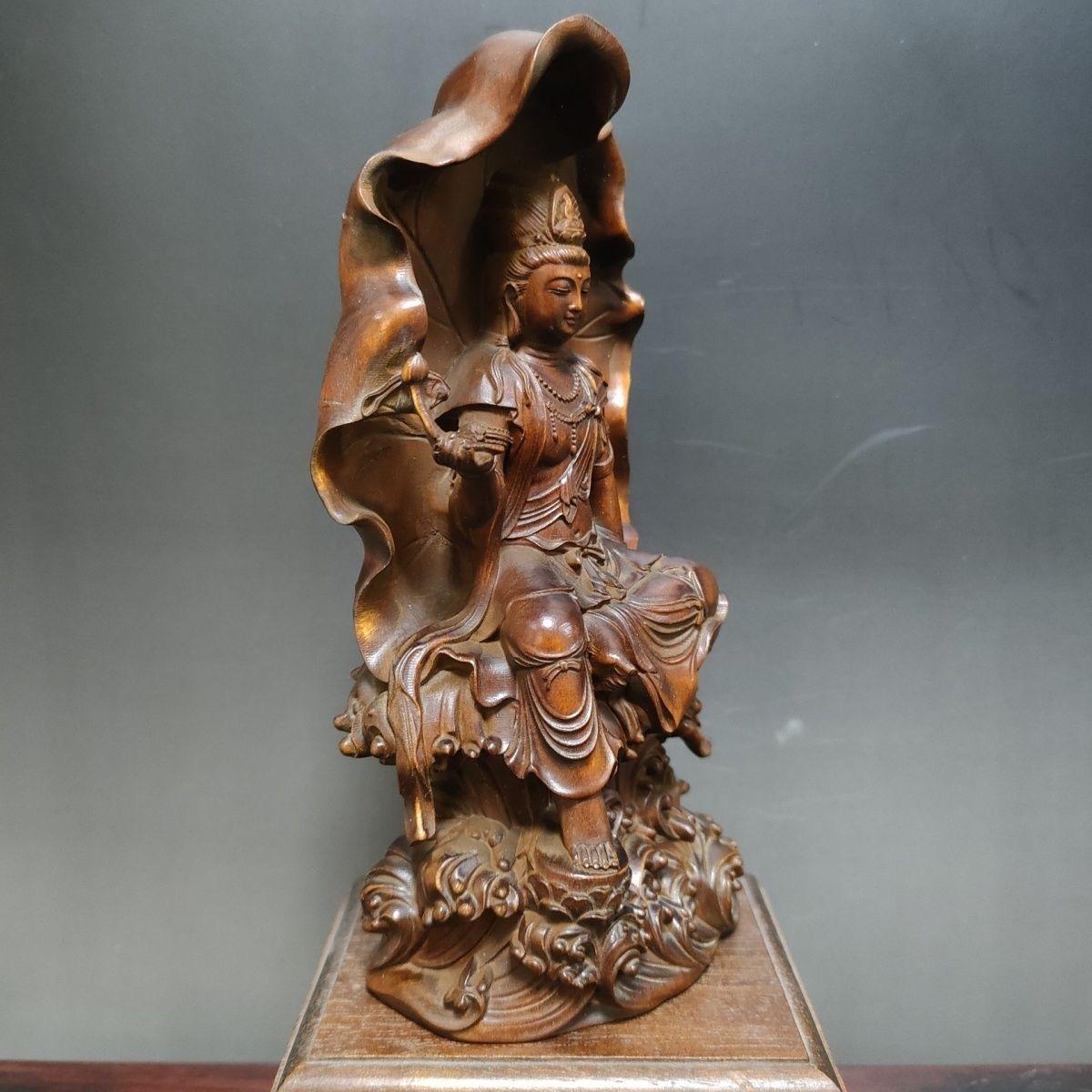Boxwood Chinese Old Wood Sitting on Lotus Buddha Statue For Sale