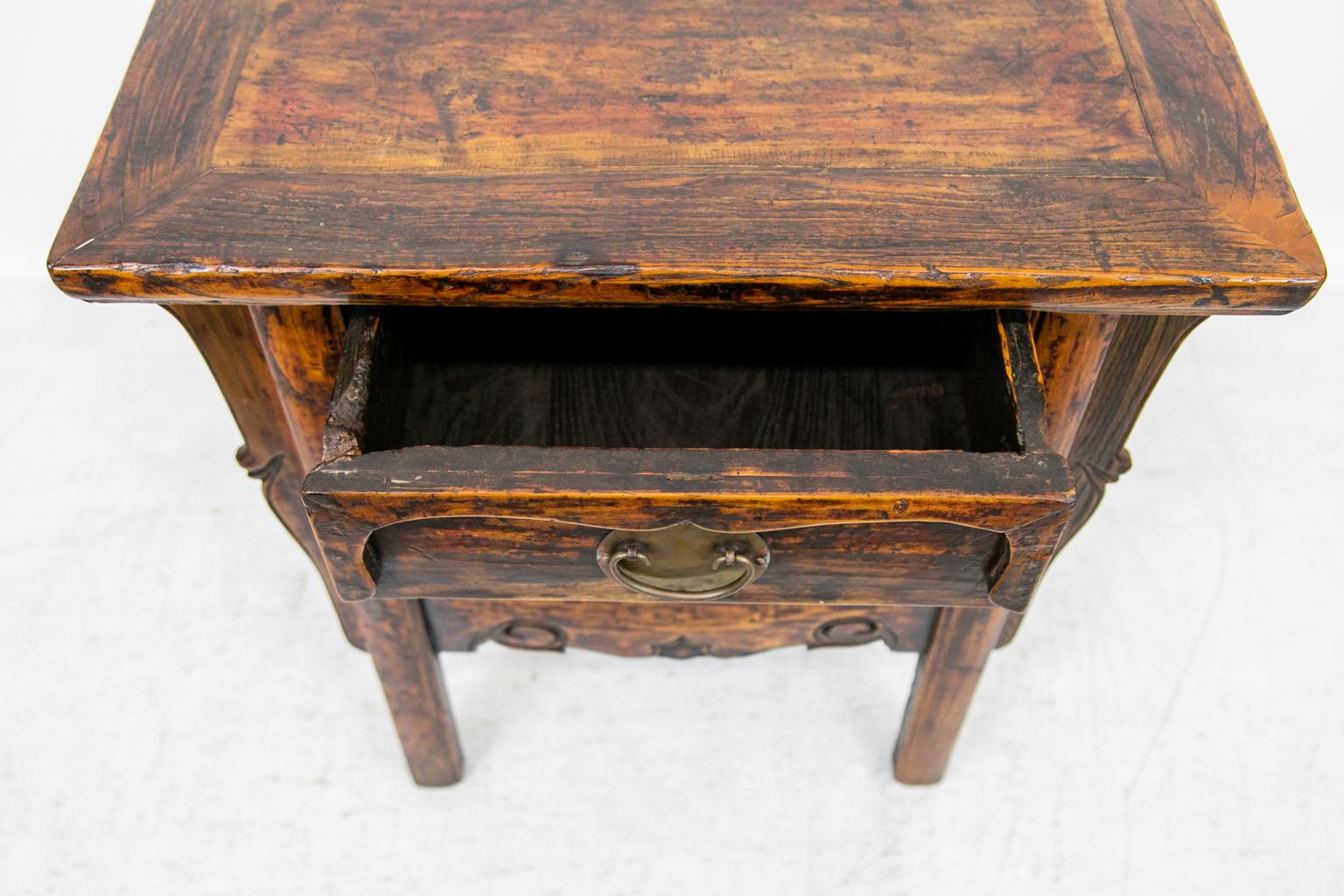 Fin du XIXe siècle Table chinoise à un tiroir en vente