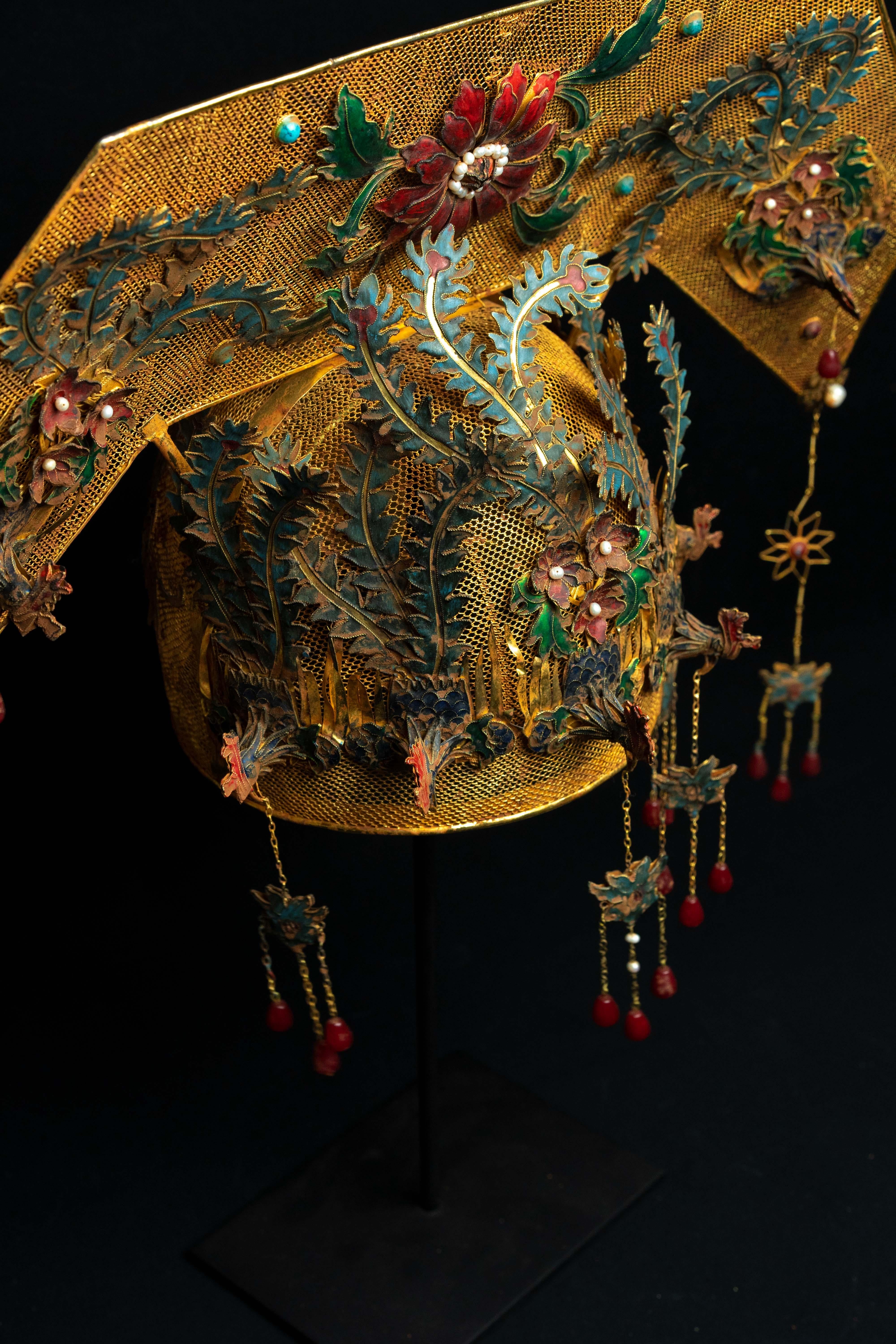 Chinese Opera Theatre Headdress, Rose Fan In Excellent Condition In New York, NY