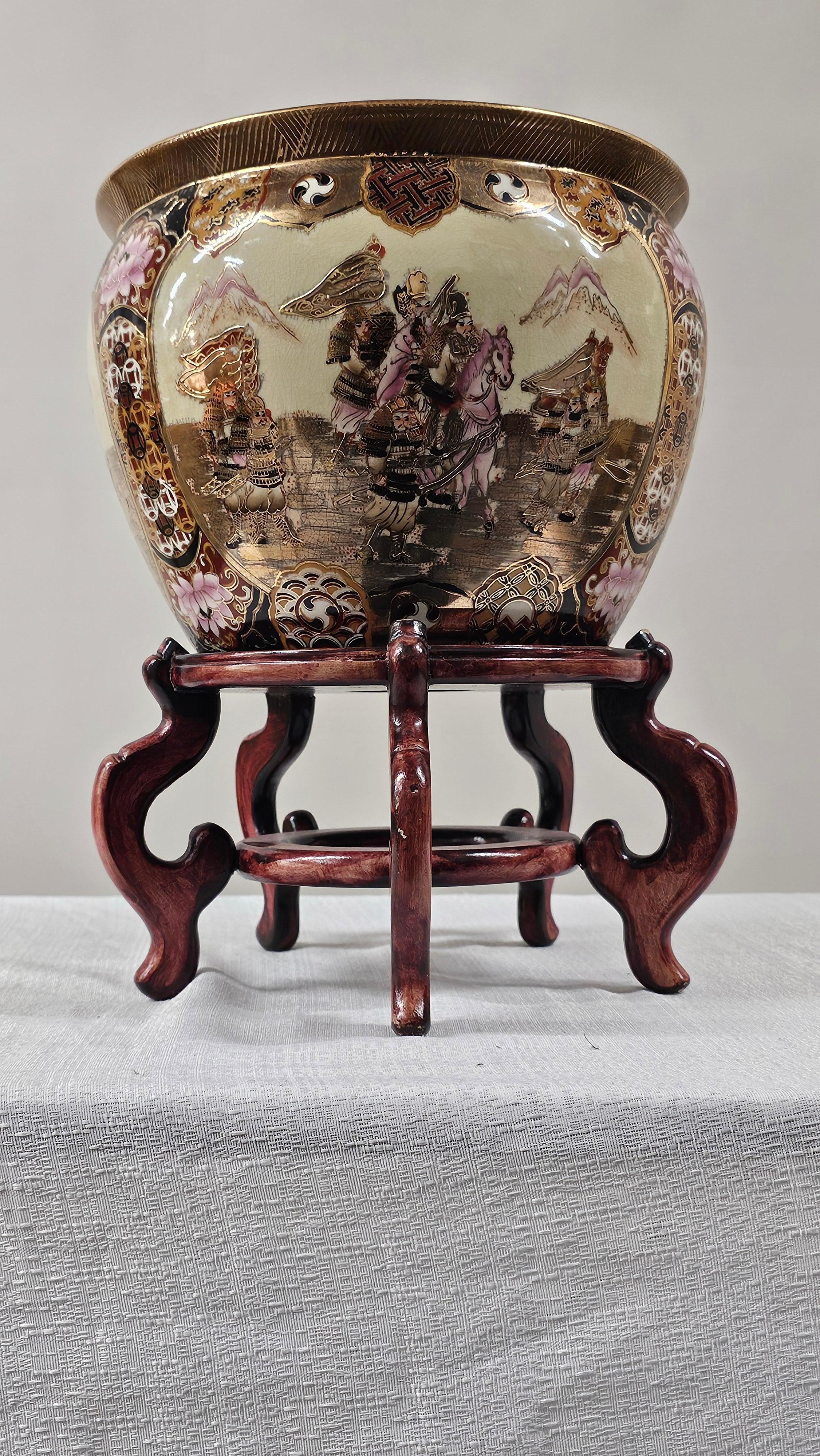 Chinese Oriental Ceramic Fish Bowl, Jardiniere or Planter On Rosewood Stand In Good Condition For Sale In Plainview, NY