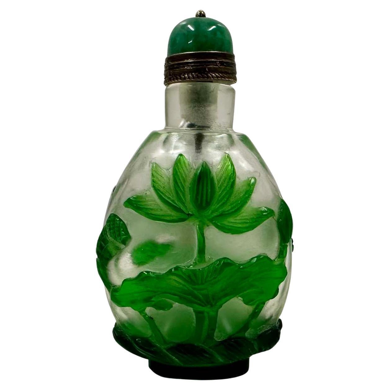 Chinese Overlaid Peking Glass Snuff Bottle with Scoop