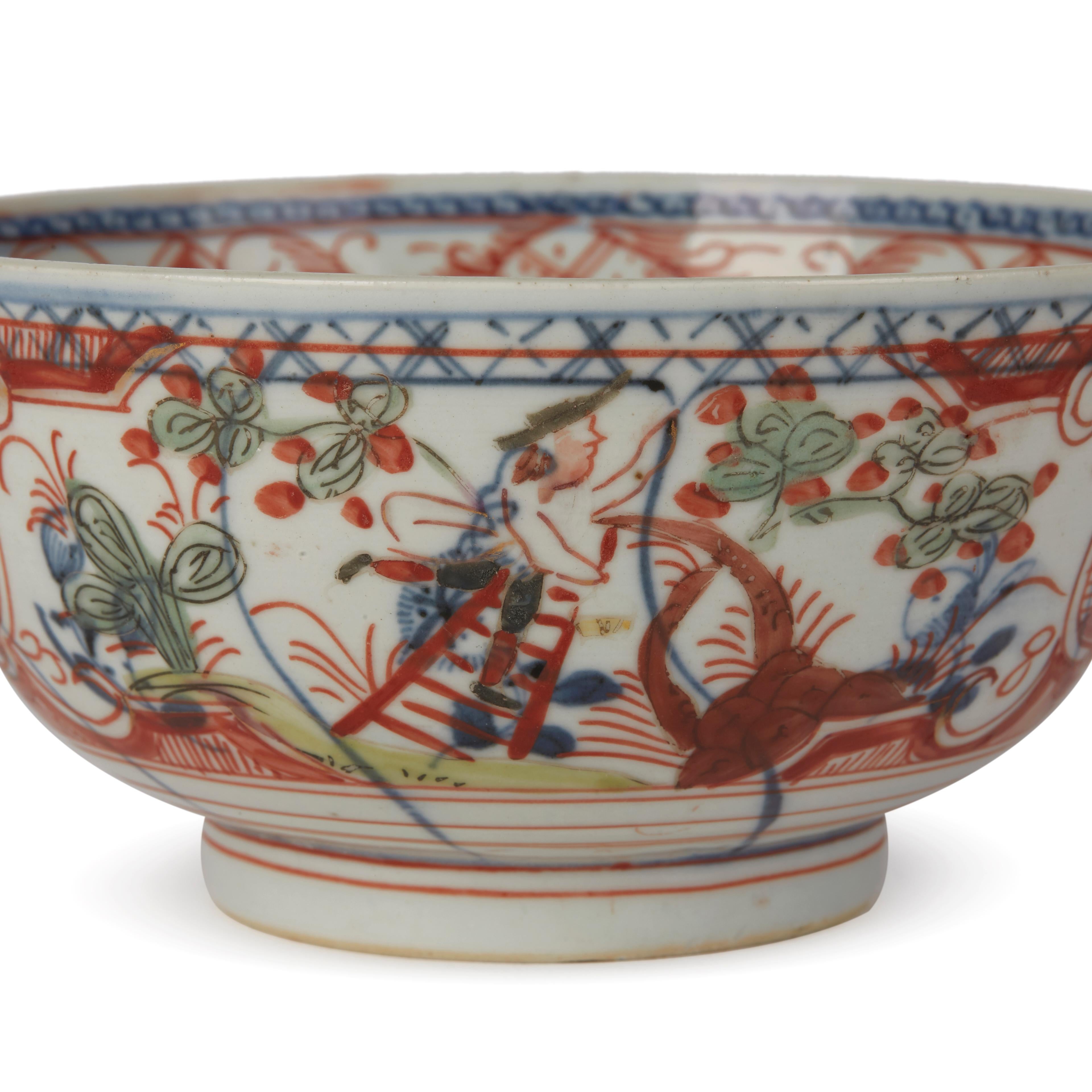 Chinese Overpainted Porcelain Bowl with Figures, 1720-1740 3