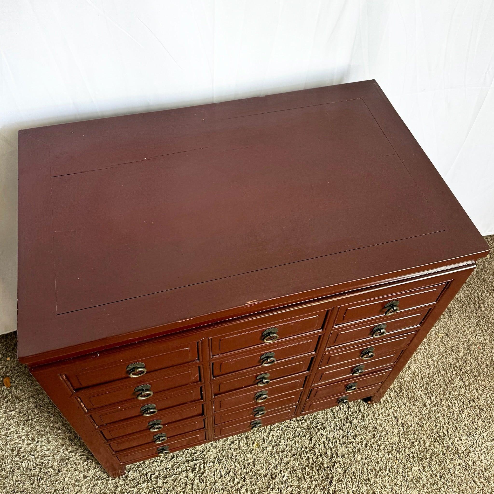 Chinese Ox Blood Red Apothecary Chest of Drawers In Good Condition For Sale In Delray Beach, FL