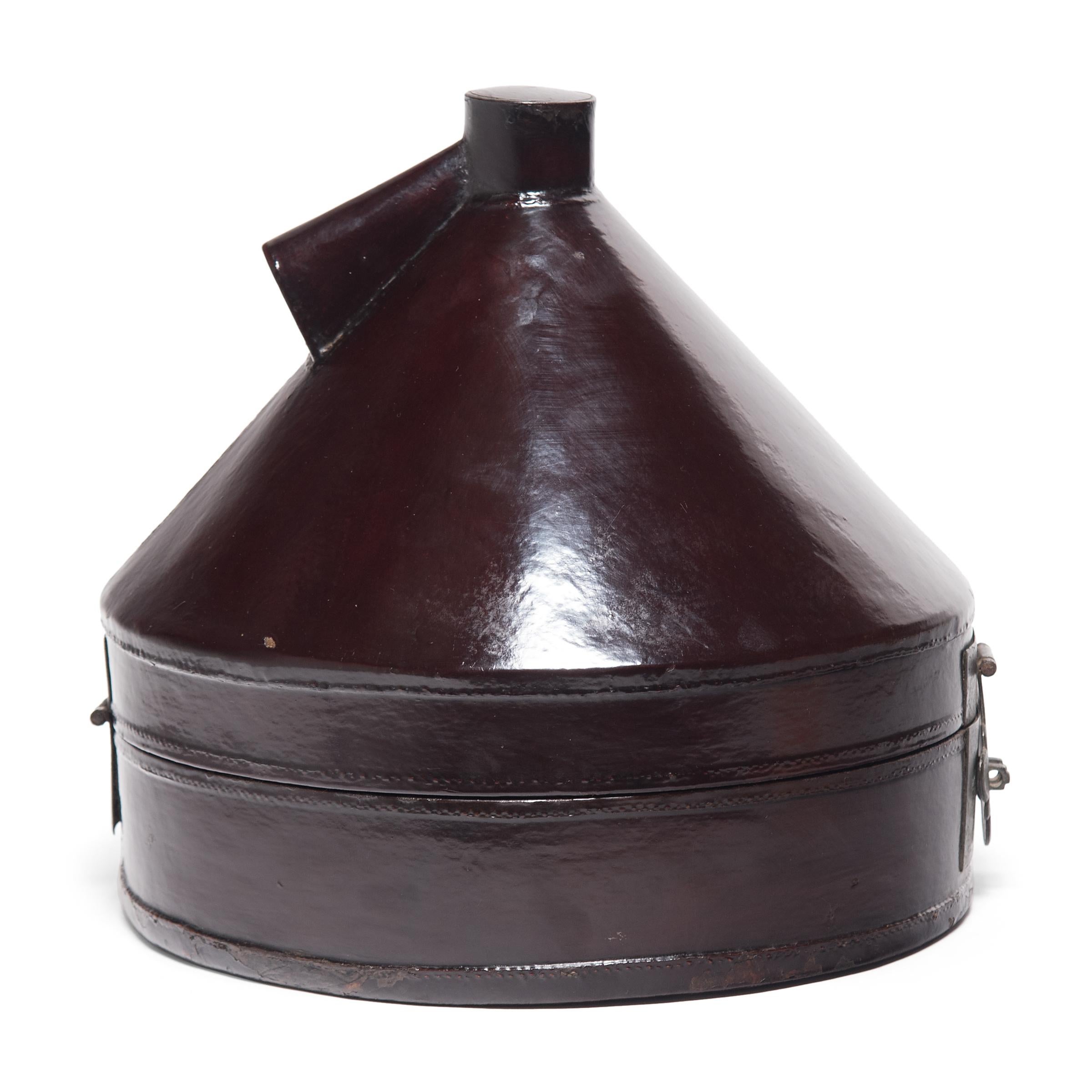 Lacquered Chinese Oxblood Lacquer Summer Hat Box, circa 1850
