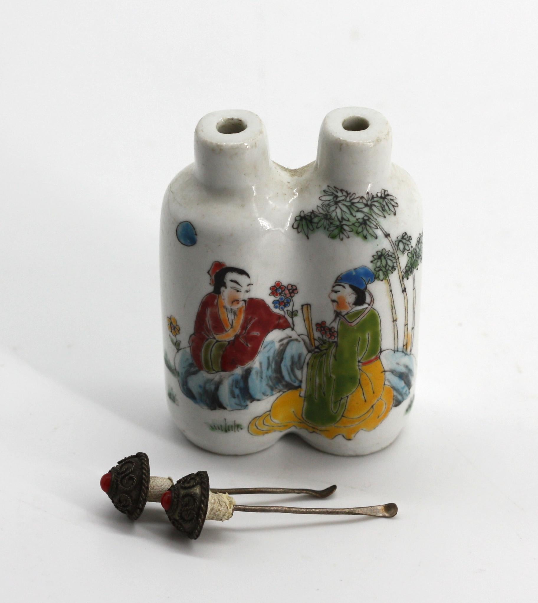 Chinese Painted Double-Form Porcelain Snuff Bottle For Sale 2