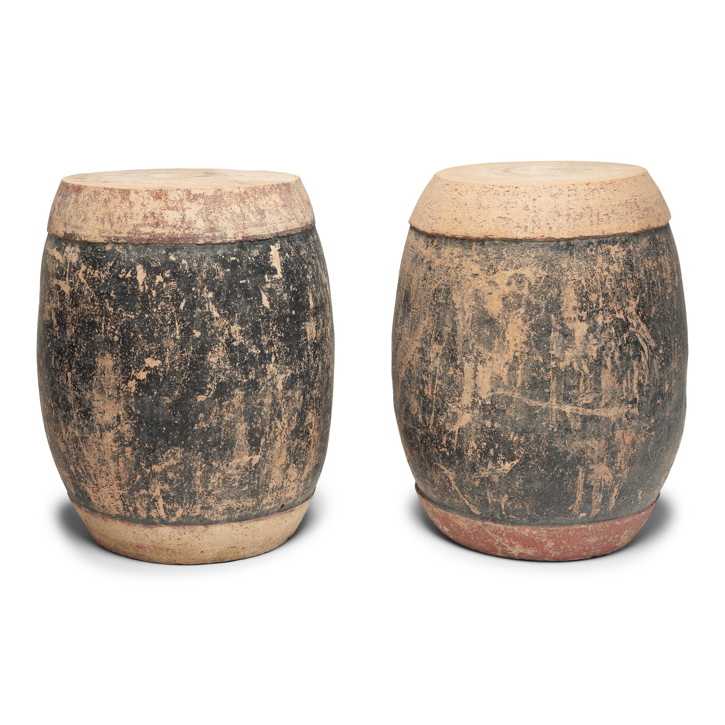 Chinois Tabouret de tambour chinois en faïence peinte, vers 1900