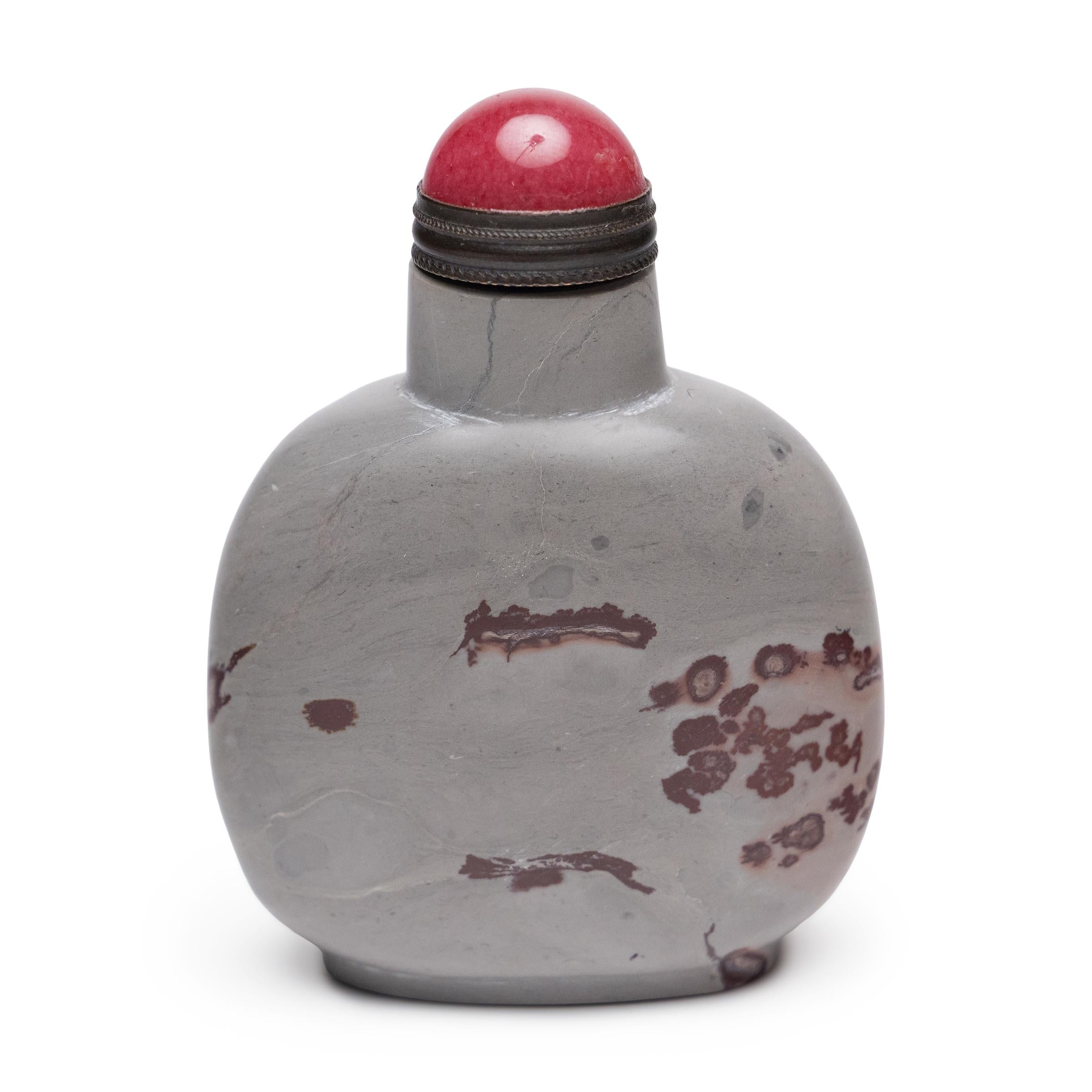 Botella de rapé de piedra pintada china, c. 1900 Chino en venta