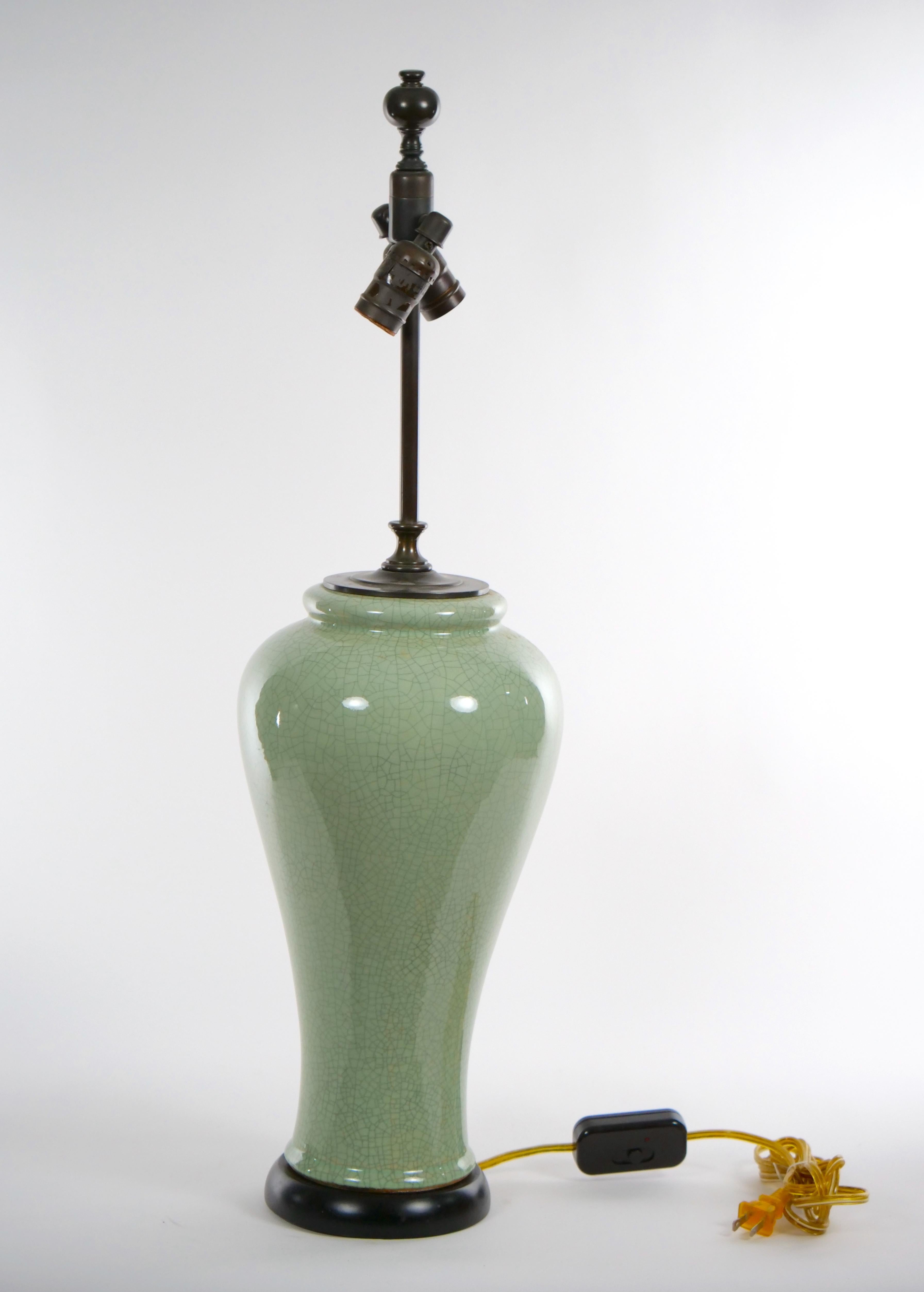  Chinese Pair Celadon Crackle Porcelain Table Lamp 2