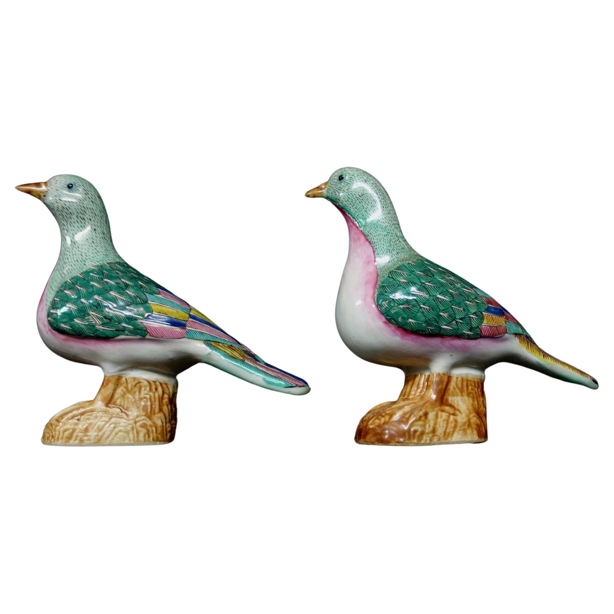 Chinese Pair of Famille Rose Porcelain Doves 'Birds', Ric.00035 For Sale