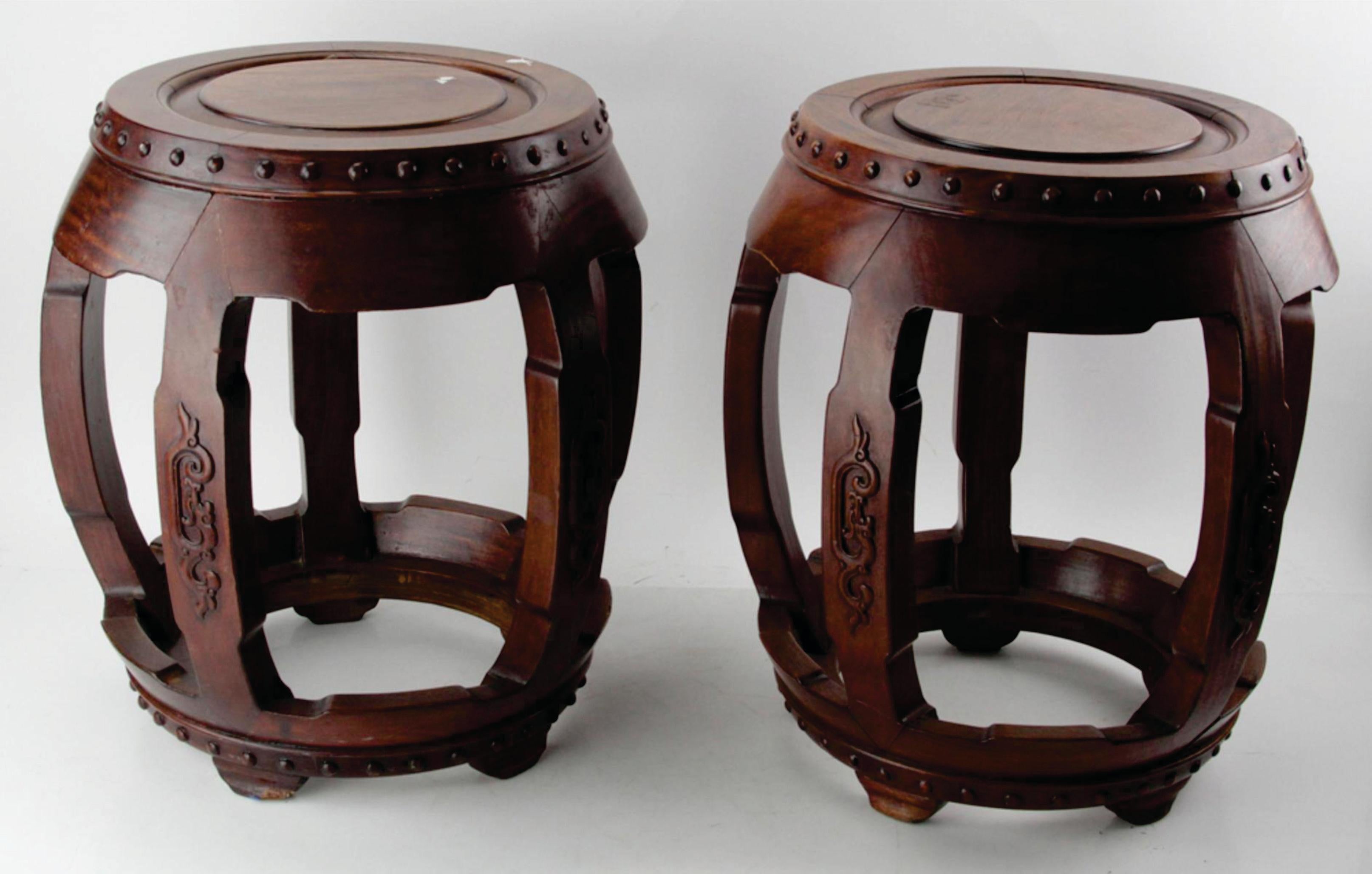 Chinese Pair of  Hongmu Wood Stools For Sale 2