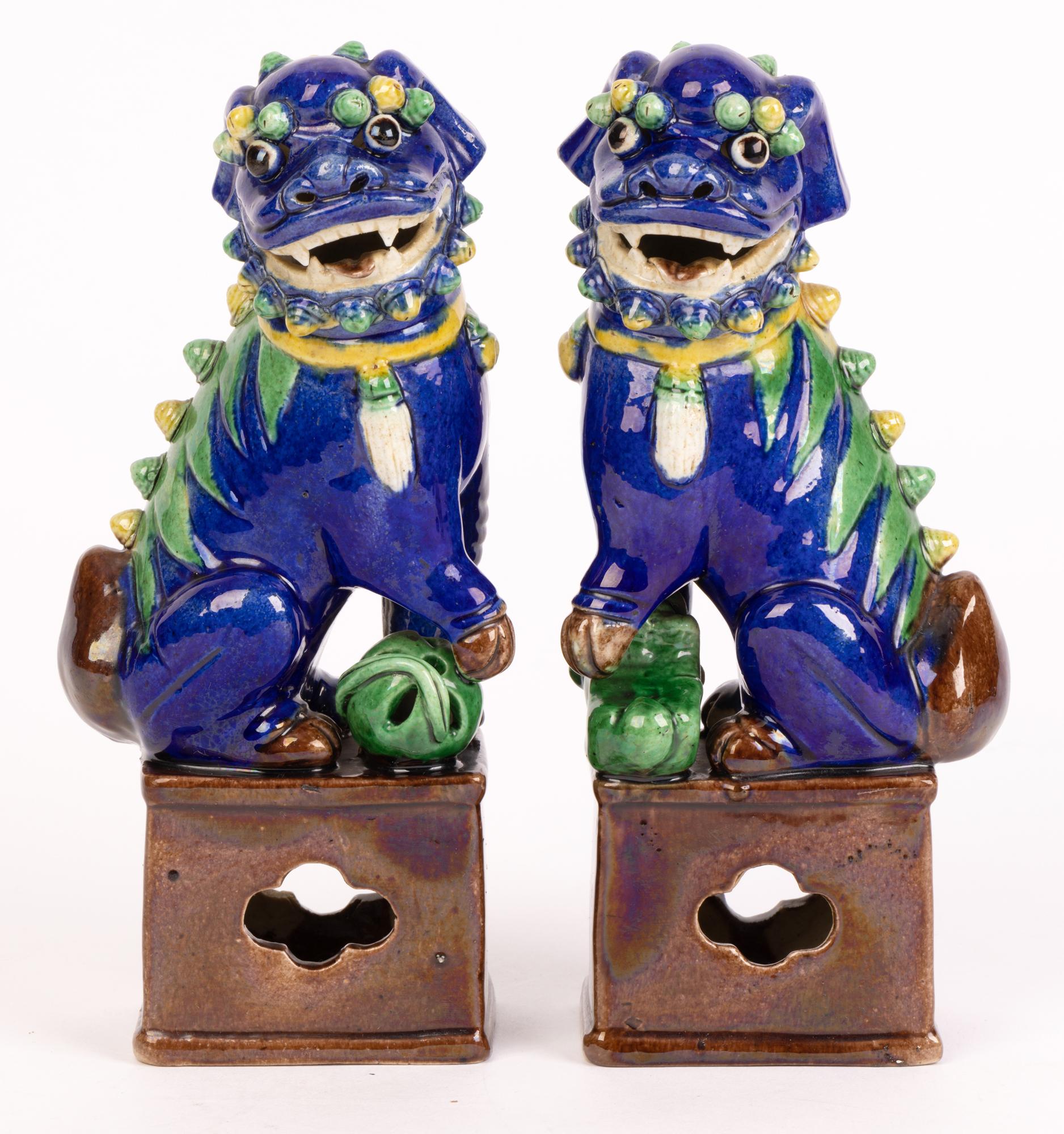 Chinese Pair Qing Porcelain Hand Painted Foo Dogs 11