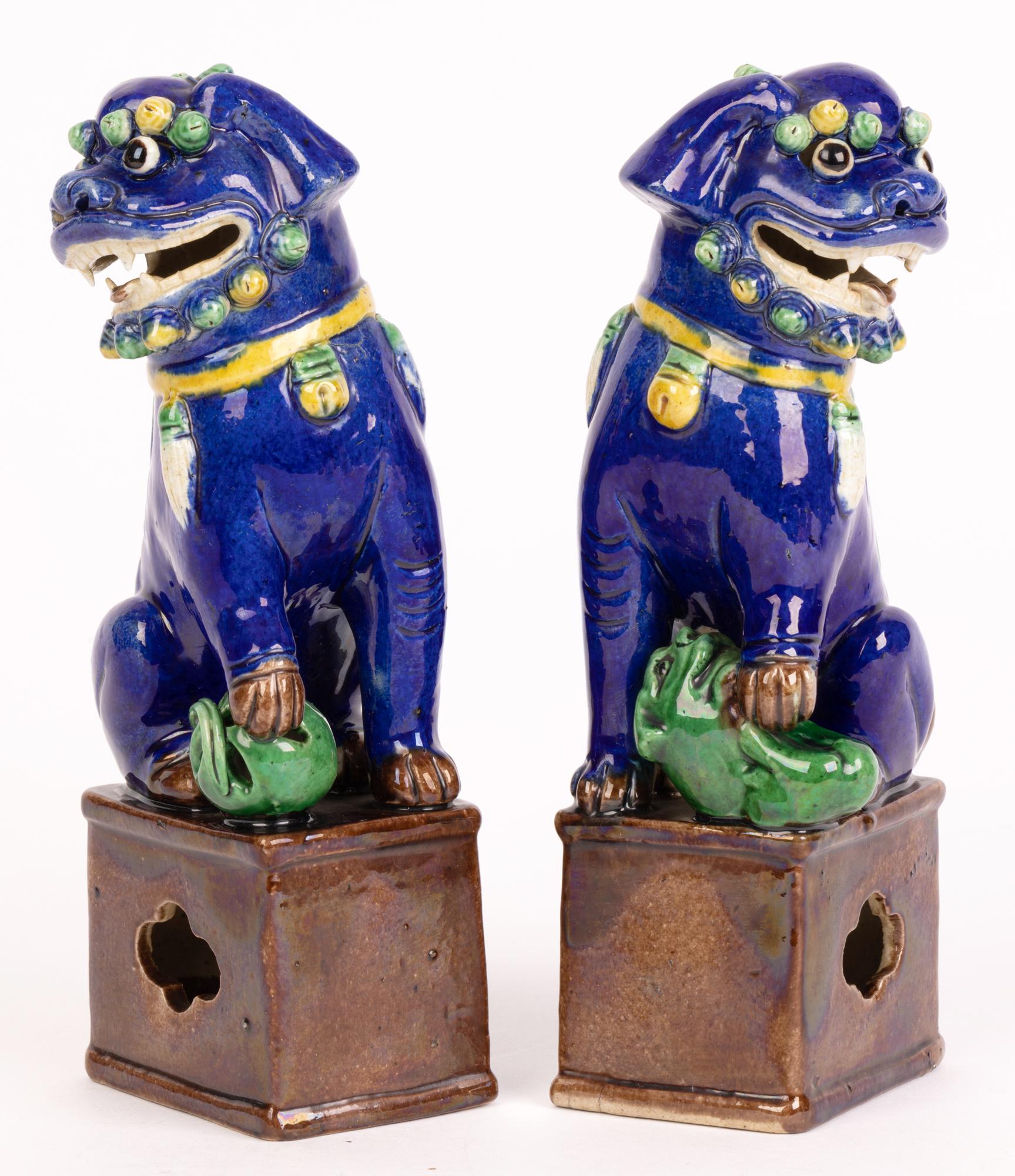 Chinese Pair Qing Porcelain Hand Painted Foo Dogs 4