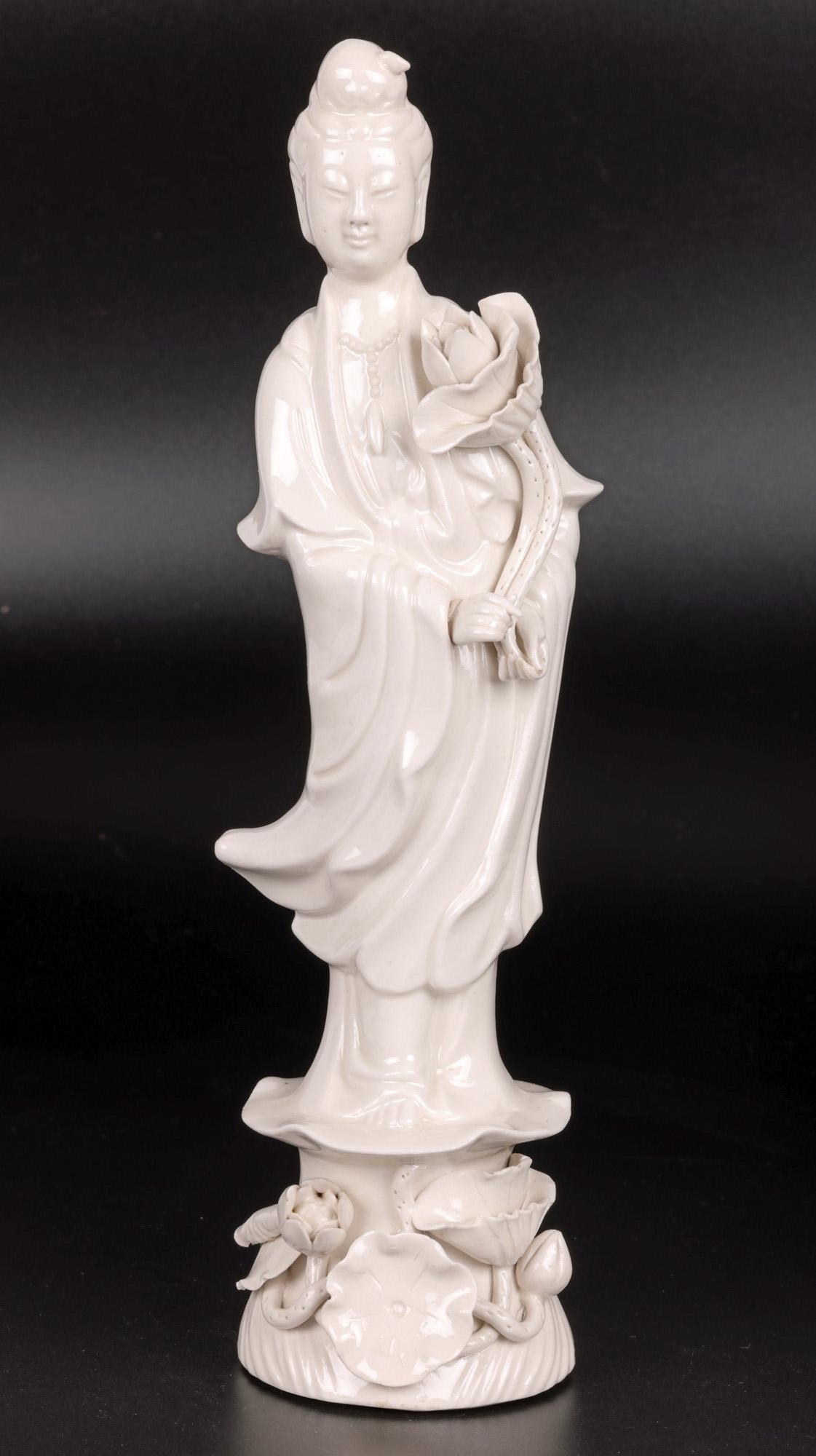 Chinese Pair Vintage Blanc de Chine Guanyin Porcelain Figures 7