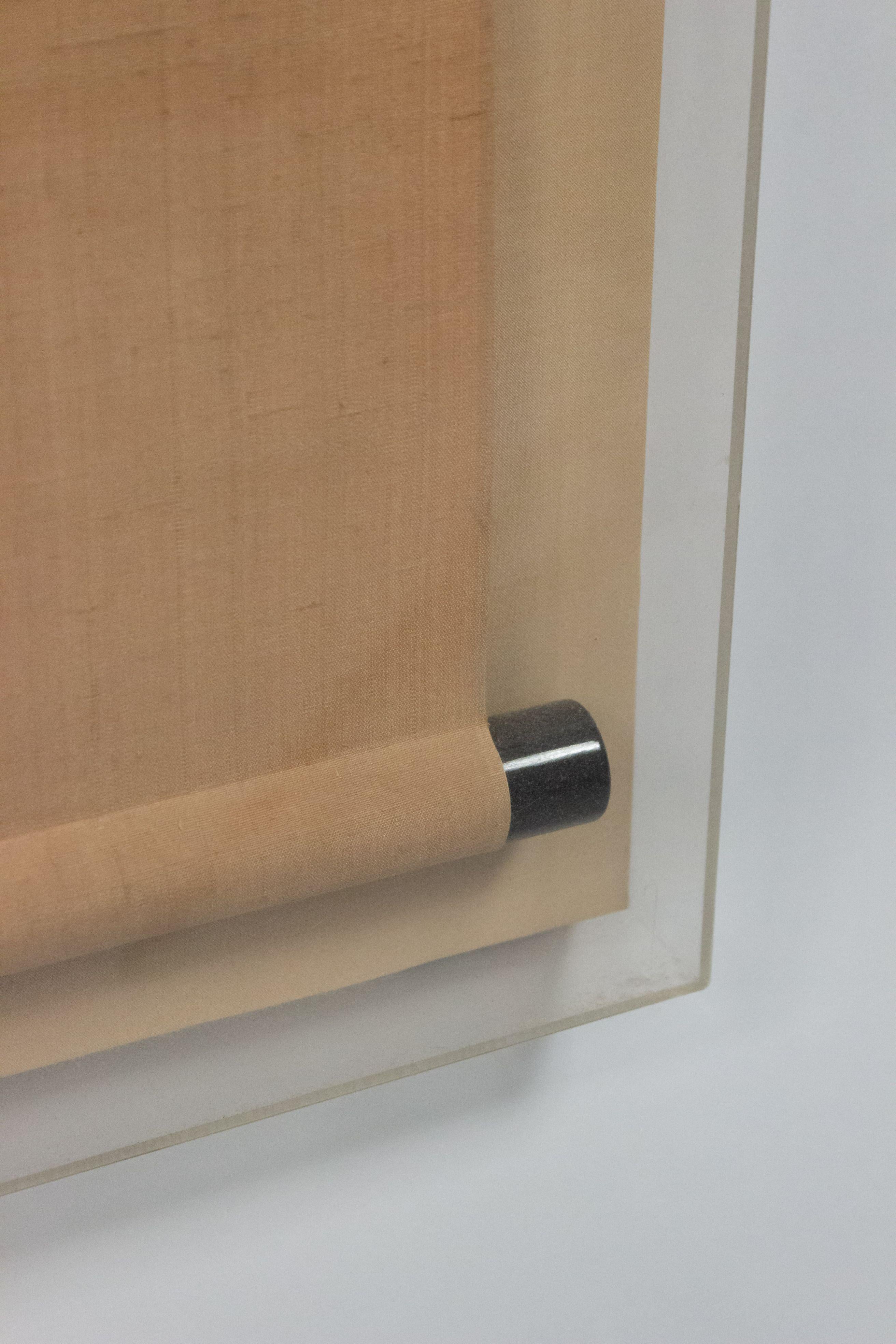 Pergamino de papel chino en caja de plexiglás Chino en venta