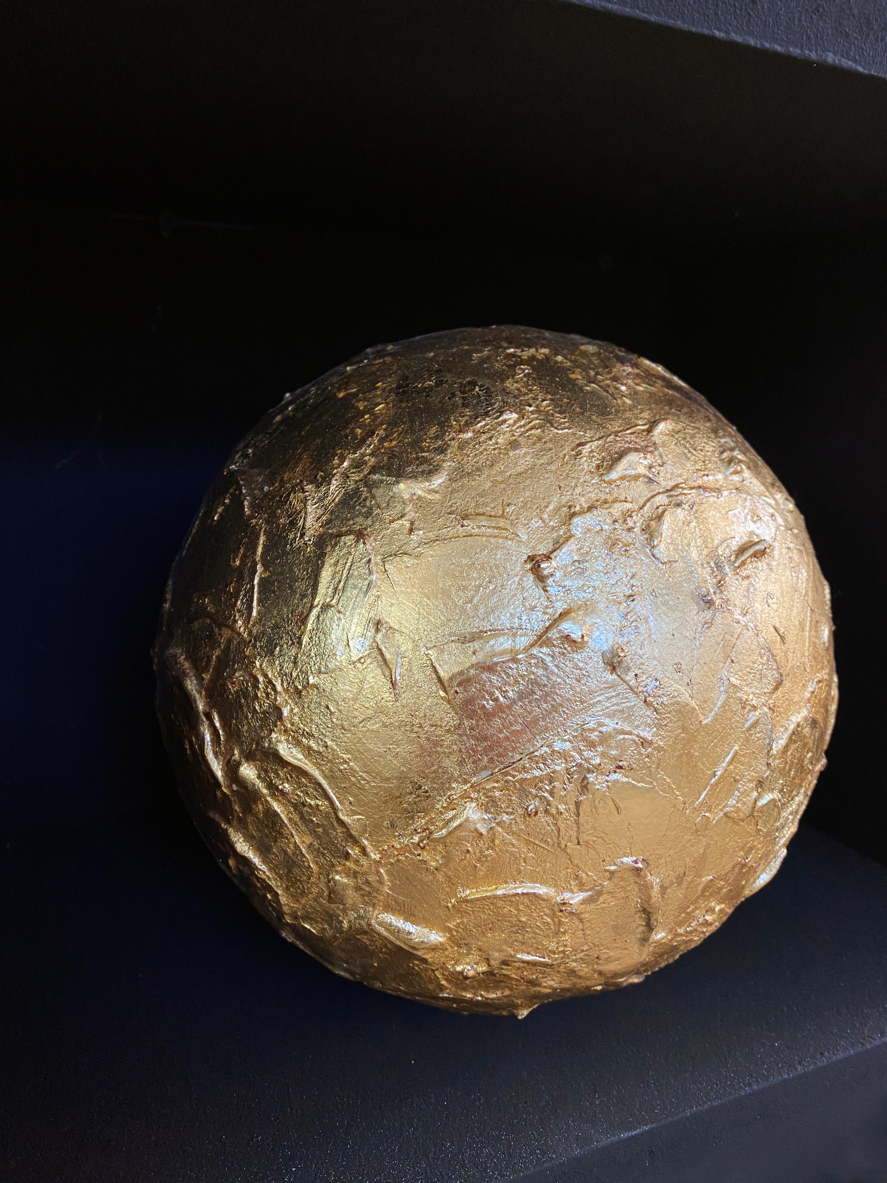 Sfera d'oro cinese in cartapesta In condizioni Nuovo in vendita a LA CELLERA DE TER, ES