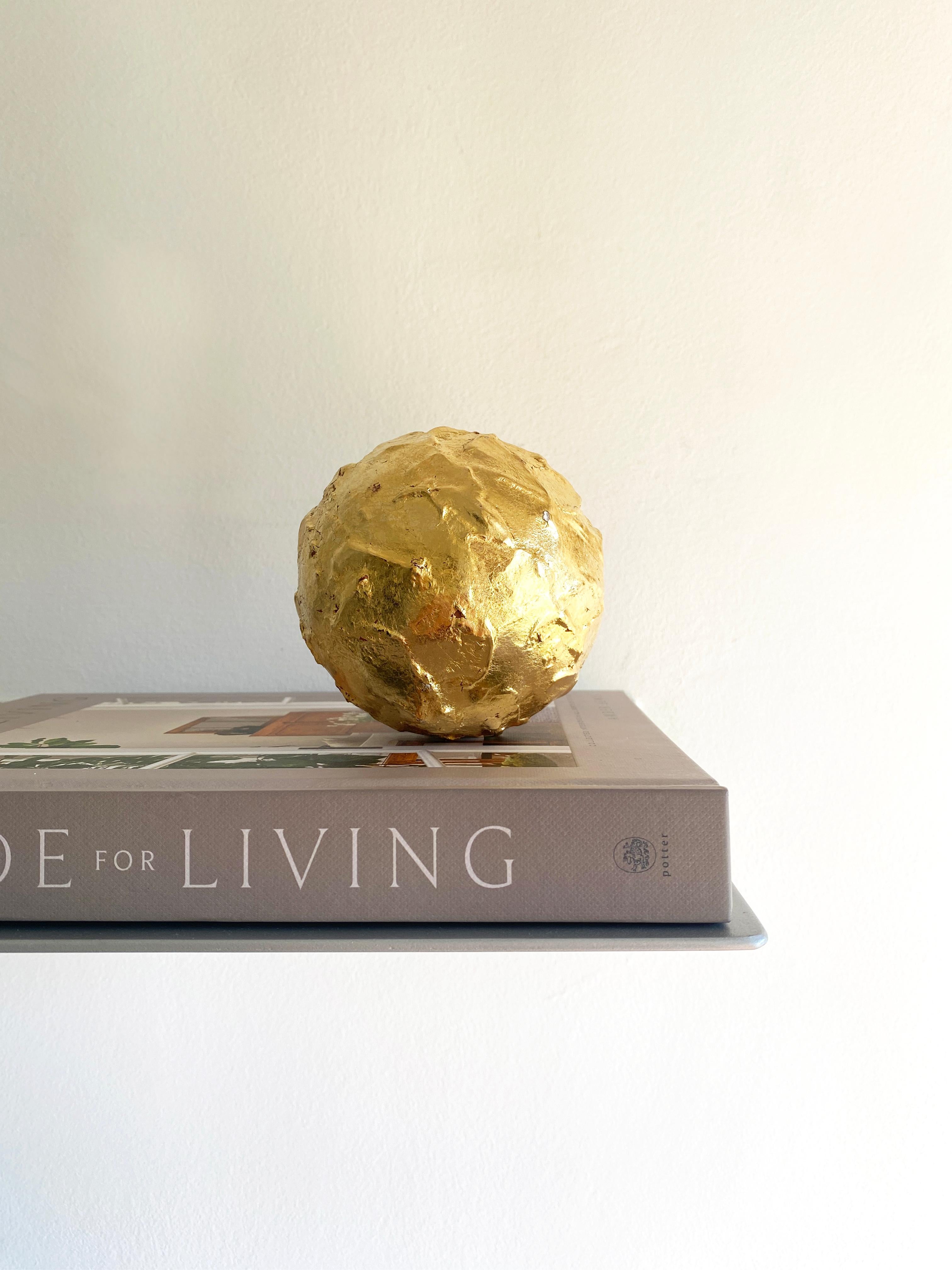 Sfera d'oro cinese in cartapesta In condizioni Nuovo in vendita a LA CELLERA DE TER, ES