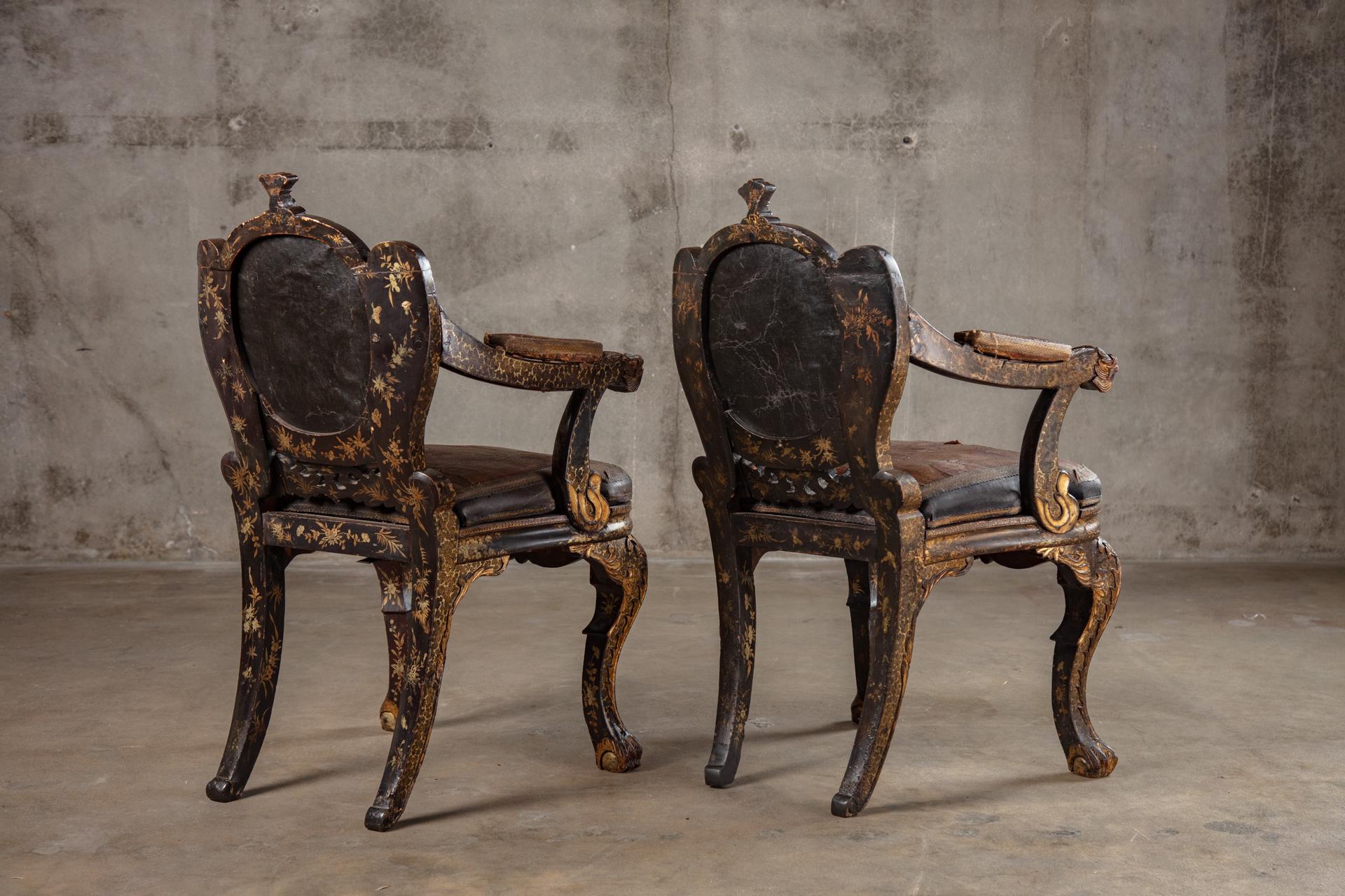 Chinese Parcel Giltwood Continental Fauteuils In Distressed Condition In Los Angeles, CA