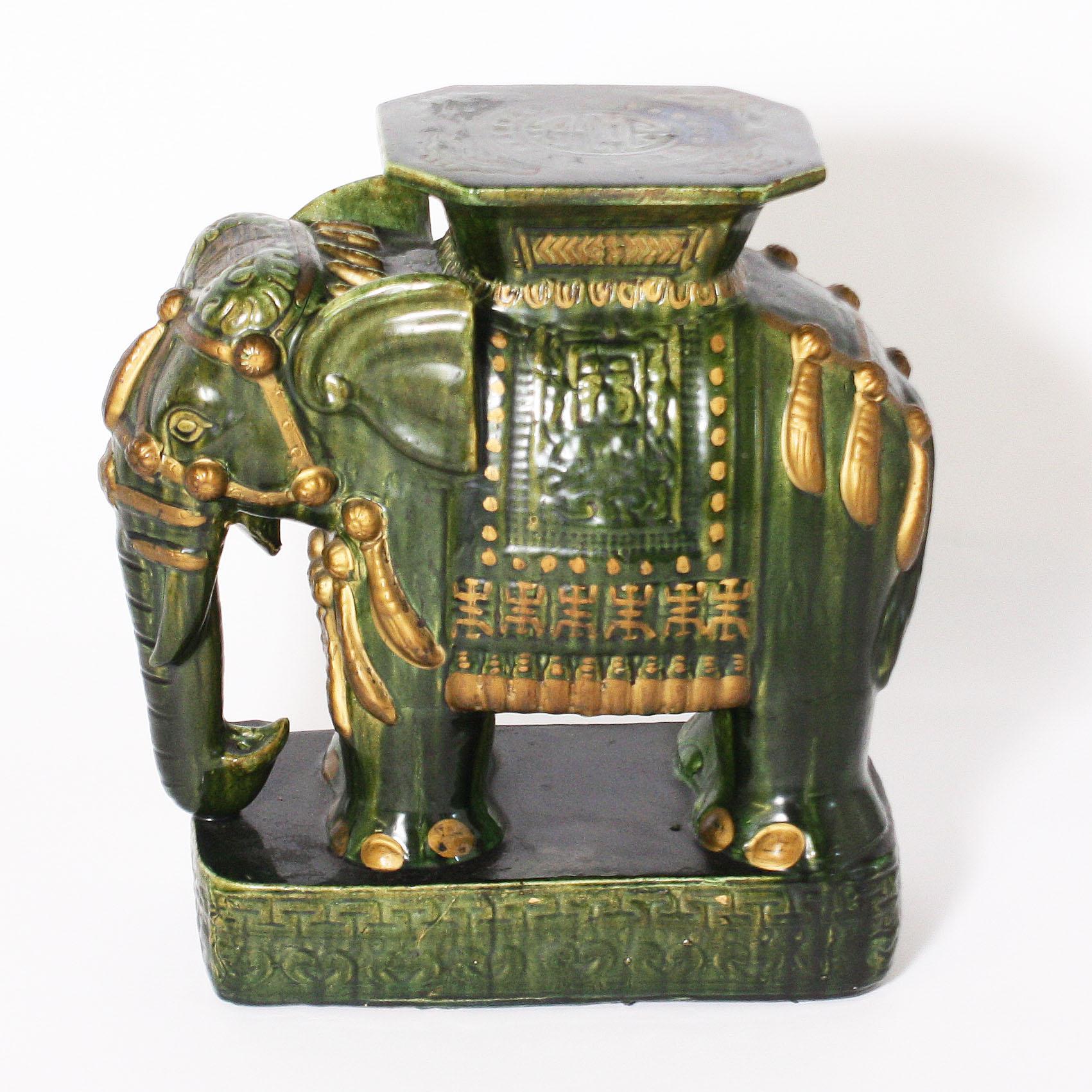 Chinese Parrot Green Elephant Garden Stool, circa 1960 In Distressed Condition In Dallas, TX