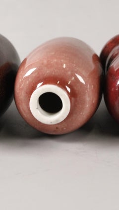 Chinese peach blossom porcelain snuff bottle, 18th c.