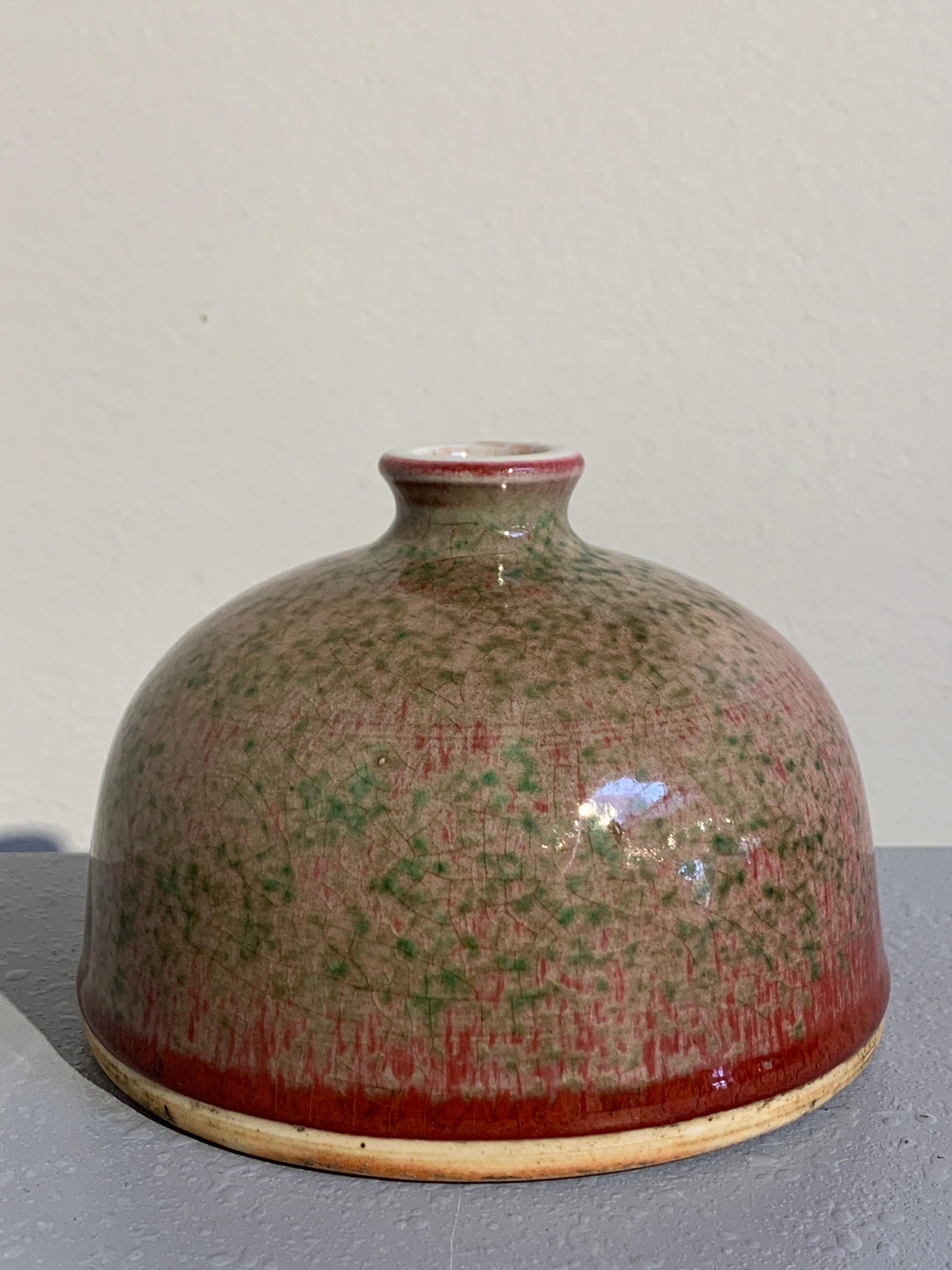 Chinese Peachbloom-Glazed Beehive Water Pot, Taibai Zun, Guangxu Mark 6