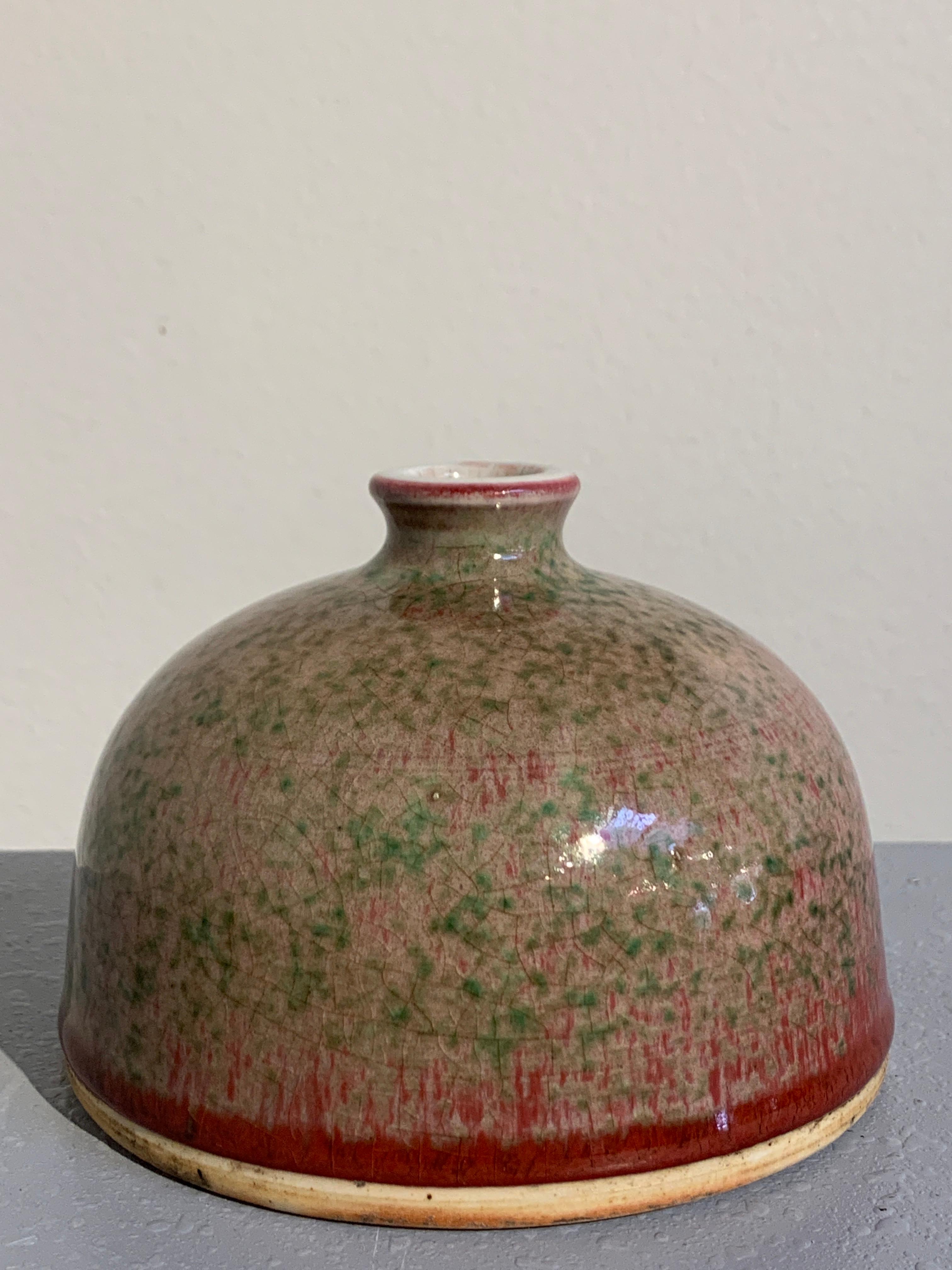 Chinese Peachbloom-Glazed Beehive Water Pot, Taibai Zun, Guangxu Mark 7