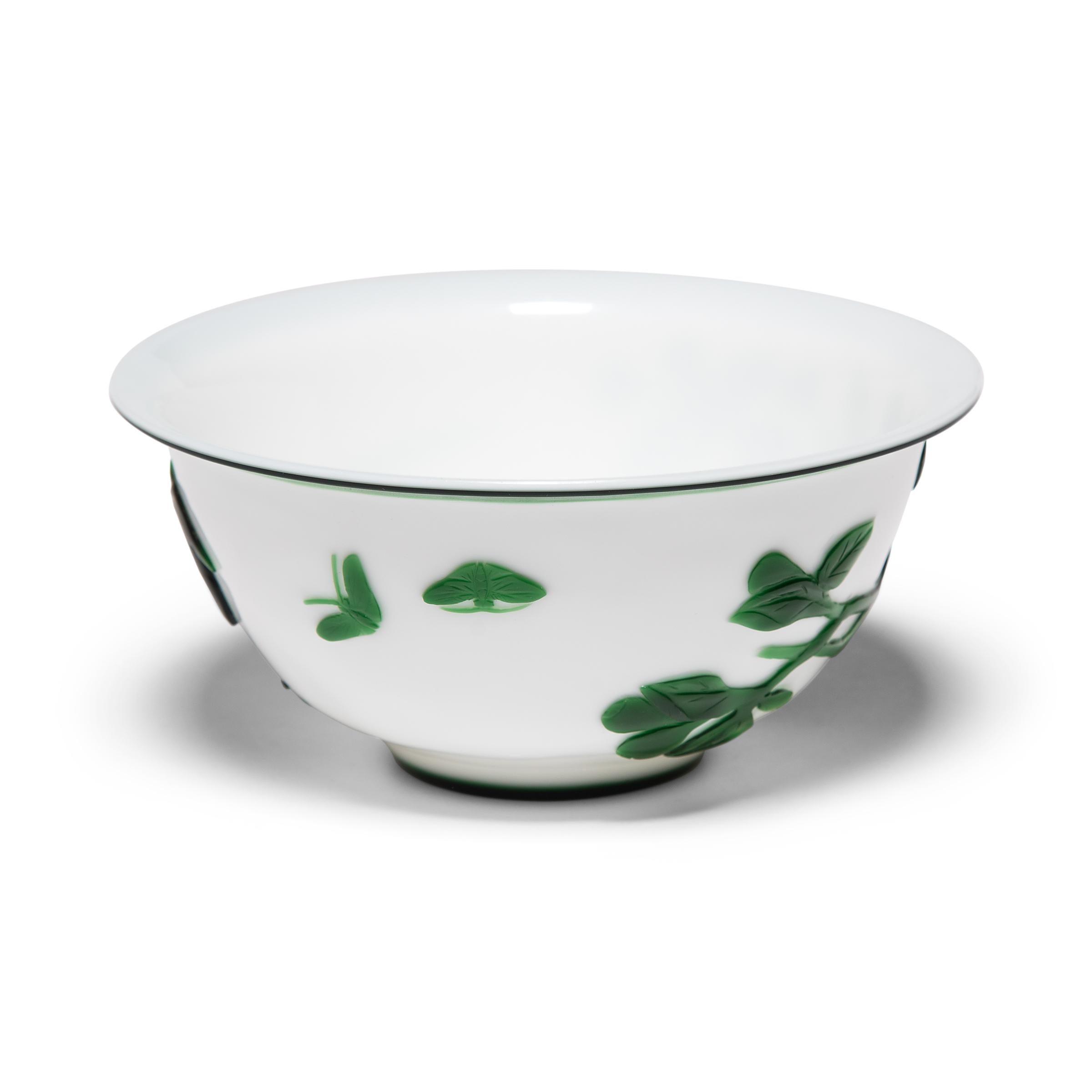 Qing Chinese Peking Glass Pheasant Bowl